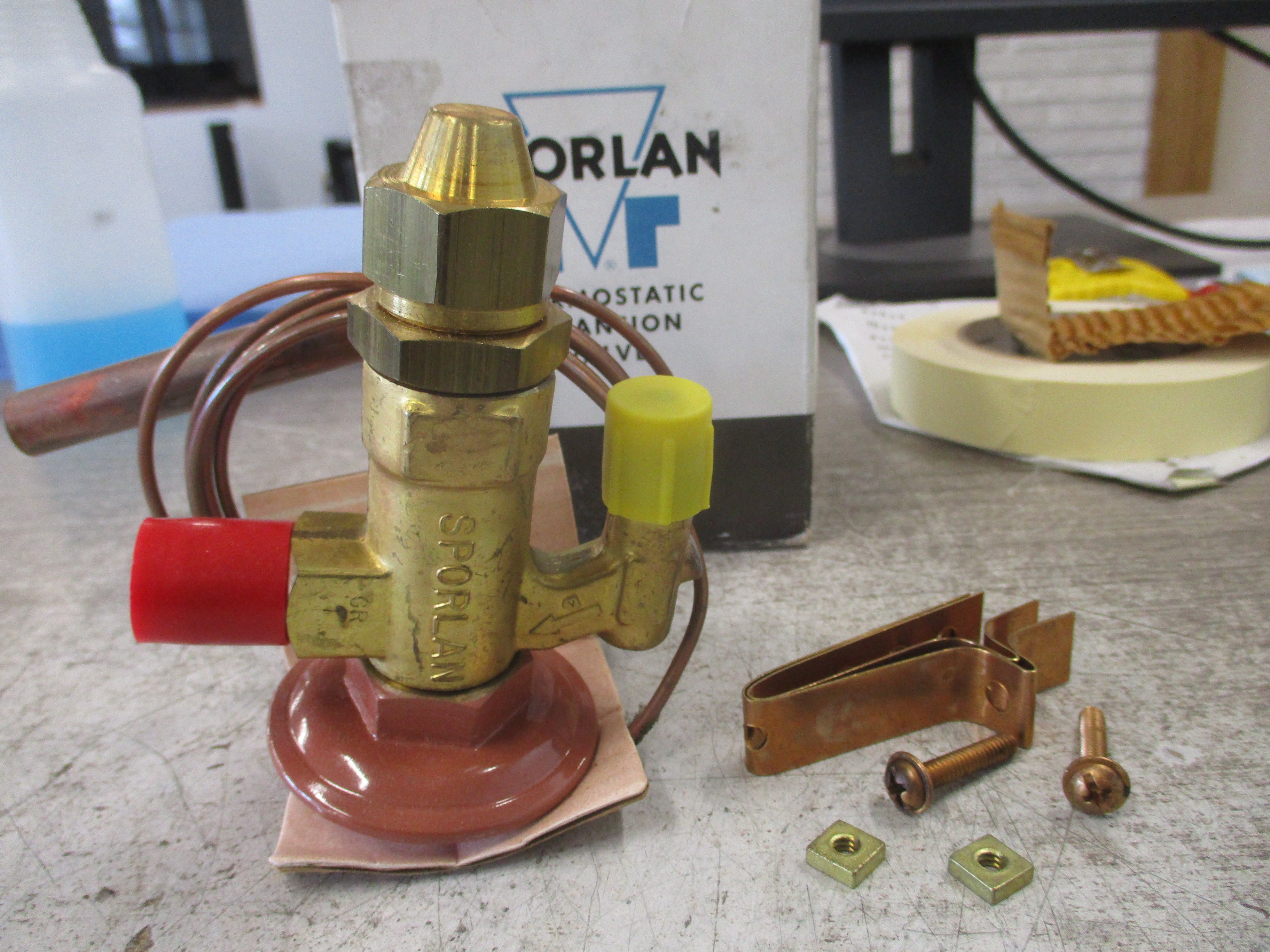 Sporlan Thermostatic Expansion Valve GR1Z Inlet: 3/8" Flare Outlet: 1/2" Flare