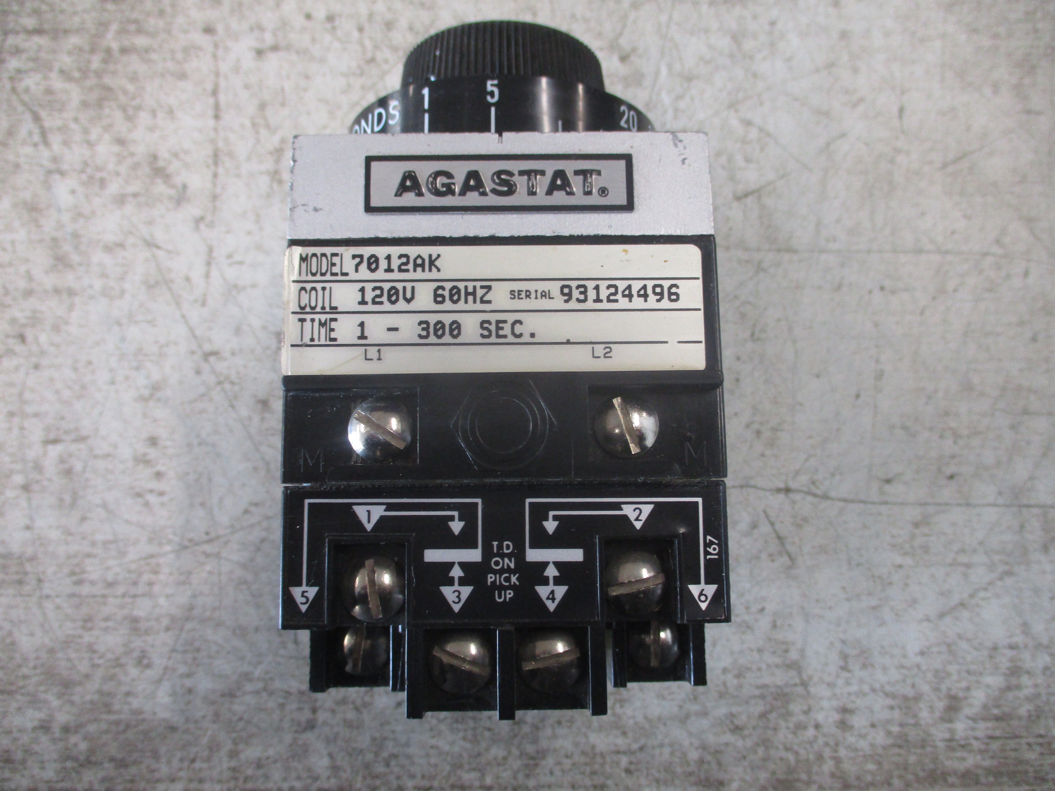 Agastat Timer 7012AK 1-300sec Range 120V Coil *Broken Case* Used