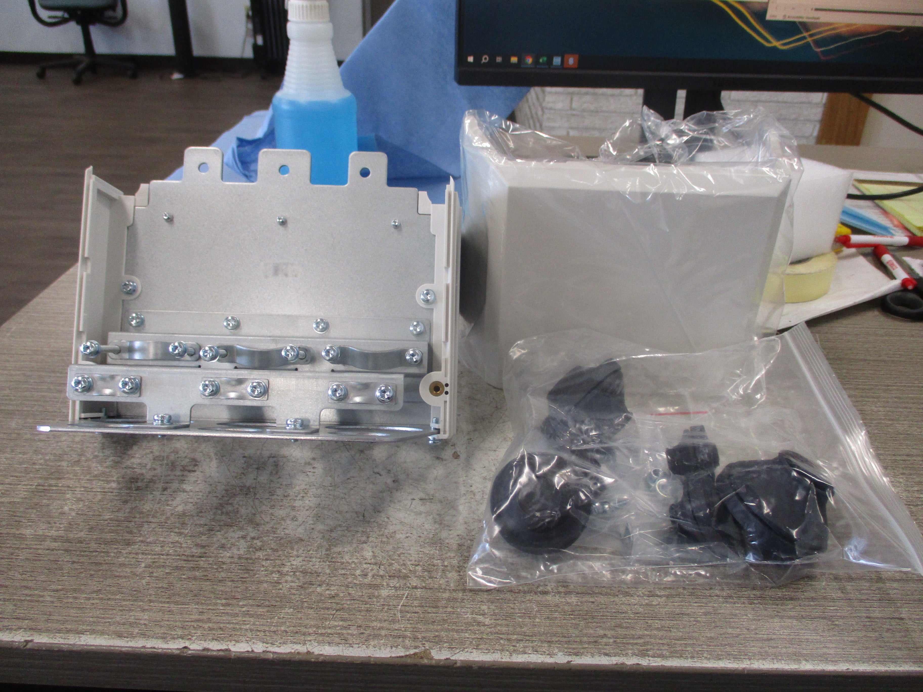 ABB ACS580 R5 Conduit Box 3AXD50000024844D New Surplus