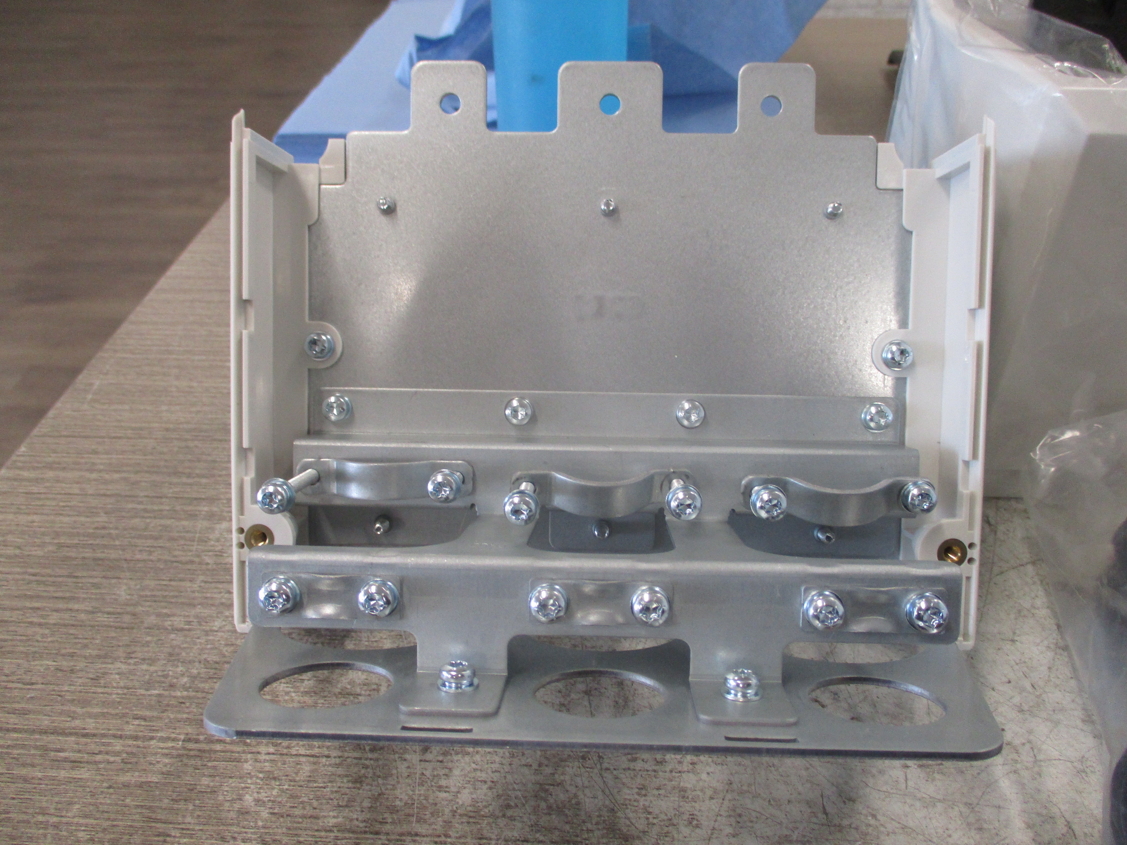 ABB ACS580 R5 Conduit Box 3AXD50000024844D New Surplus