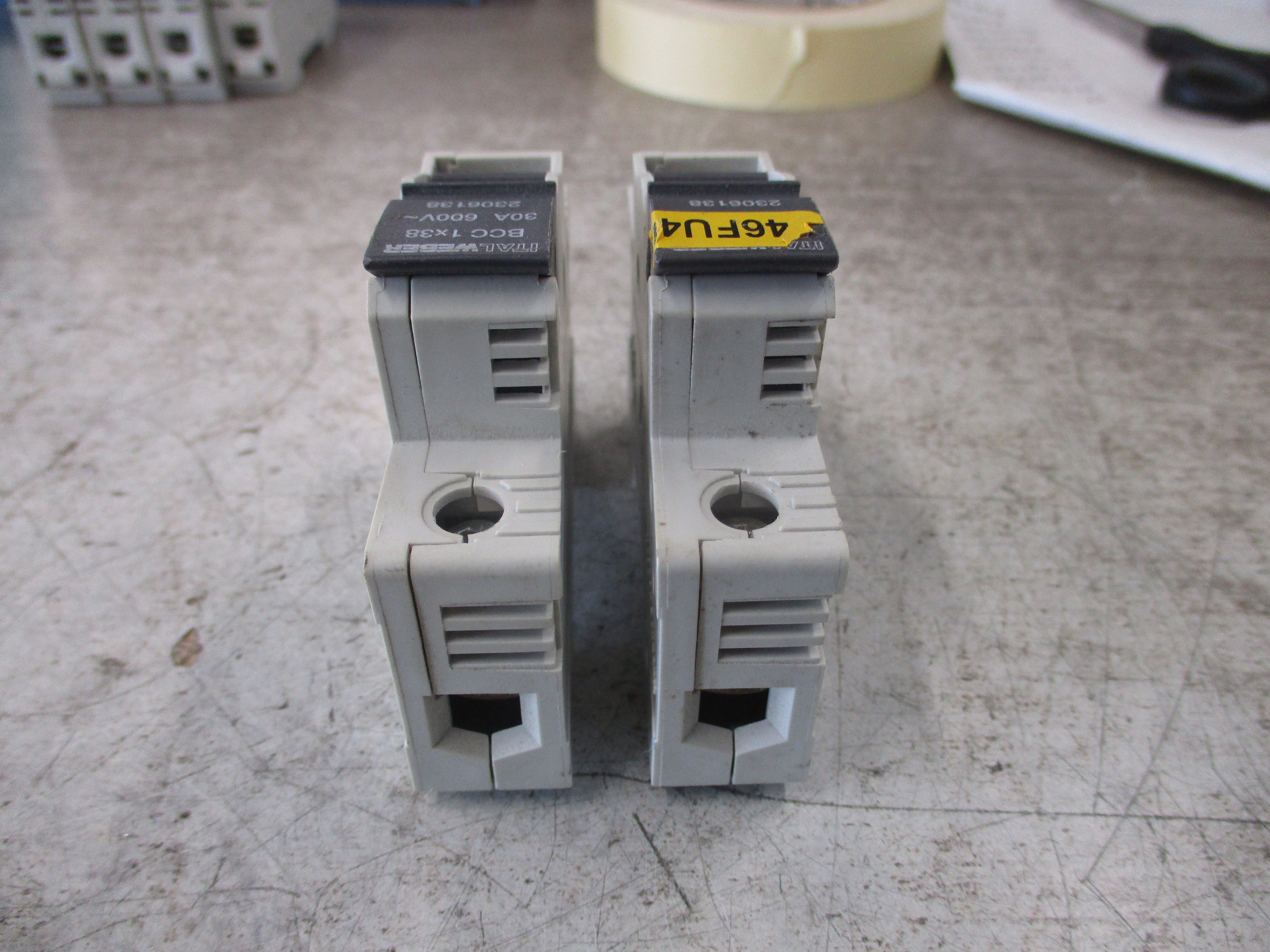 Italweber BCC 1x38 Fuse Holder 2306138 30A 600V 1P *Lot of 2* Used