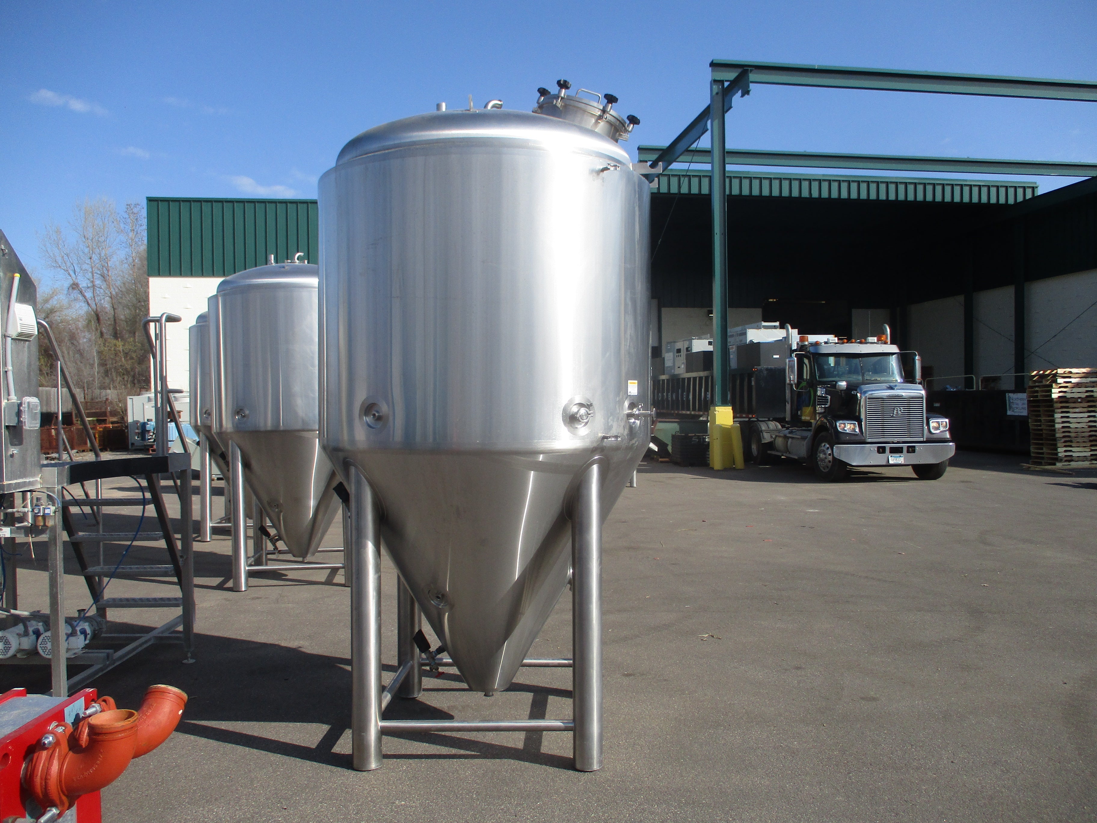 ABE/American Brewery Equipment Fermenter Tank 30 BBL Dims: Height 124 Inches