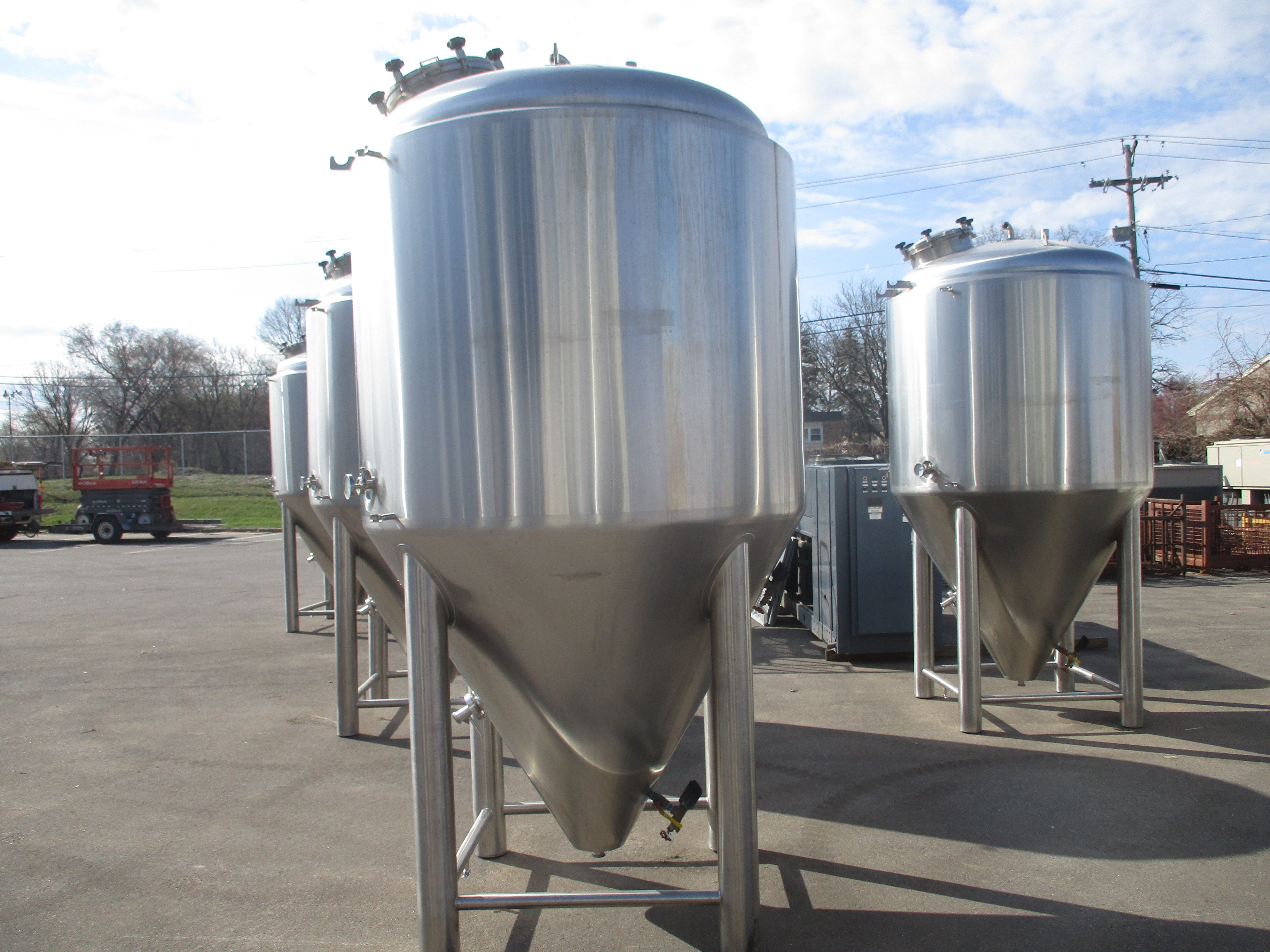 ABE/American Brewery Equipment Fermenter Tank 30 BBL Dims: Height 124 Inches
