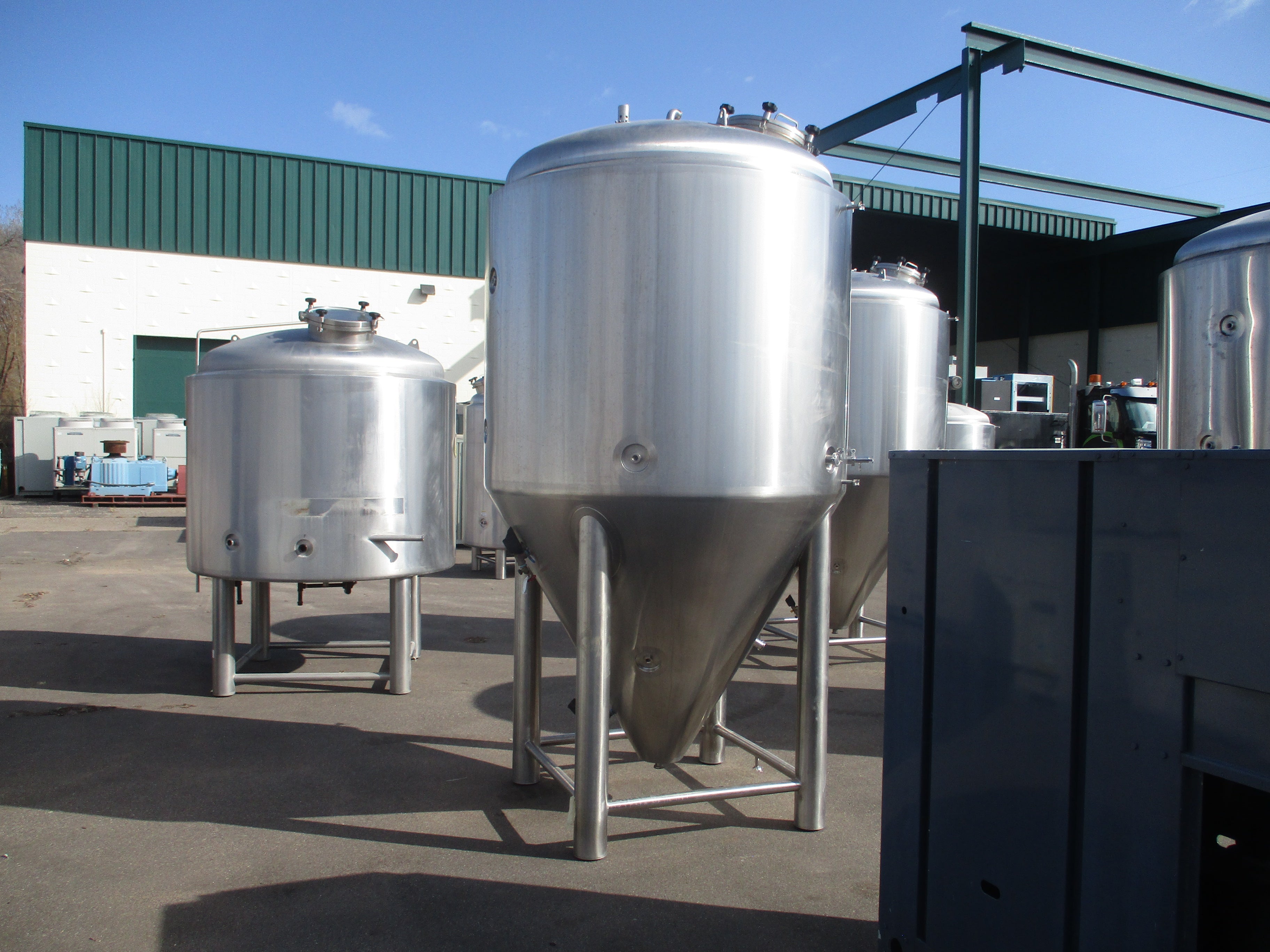 ABE/American Brewery Equipment Fermenter Tank 30 BBL Dims: Height 124 Inches