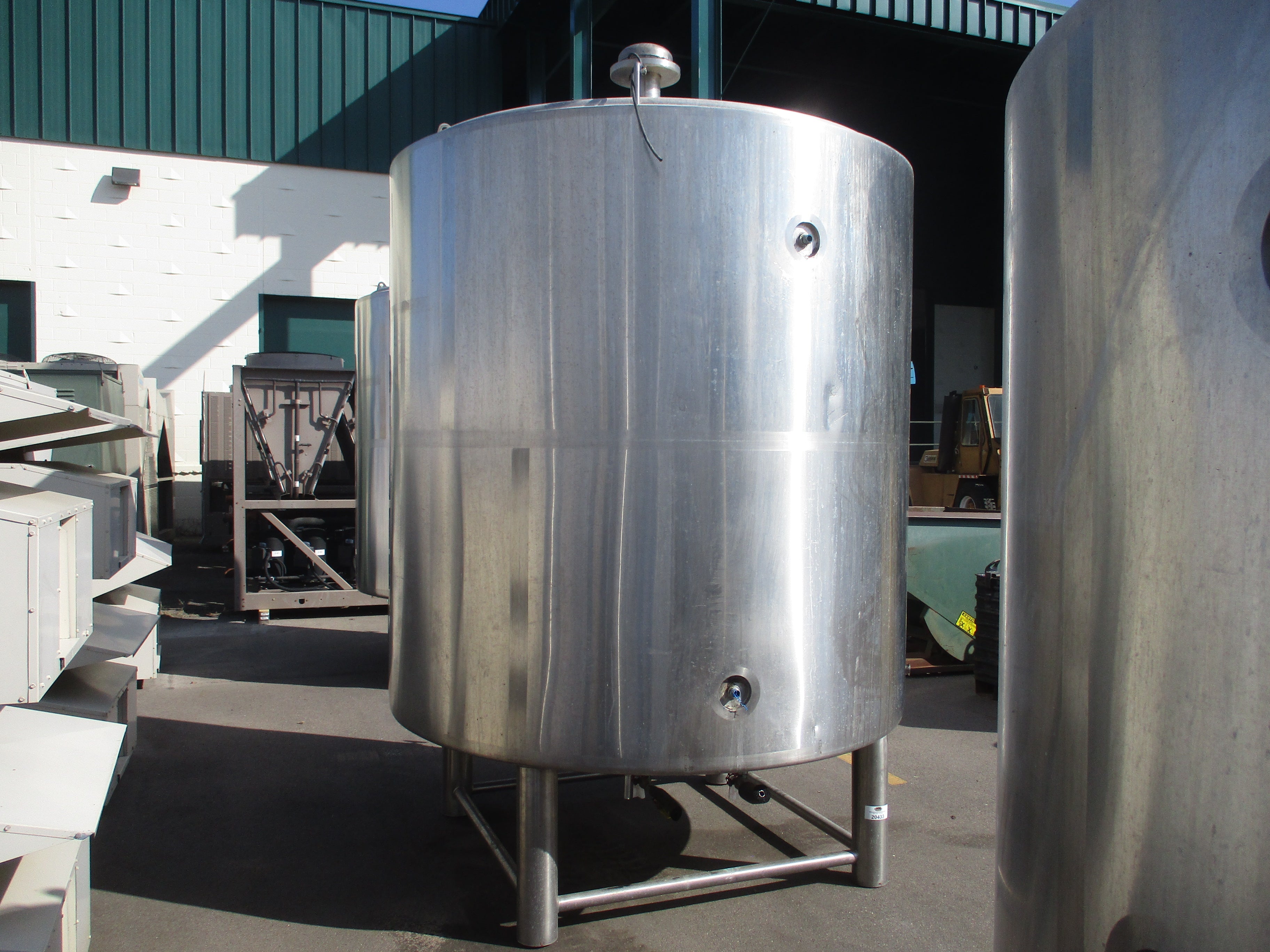ABE/American Brewery Equipment Brite Tank 30 BBL Dim: Height 125 inches