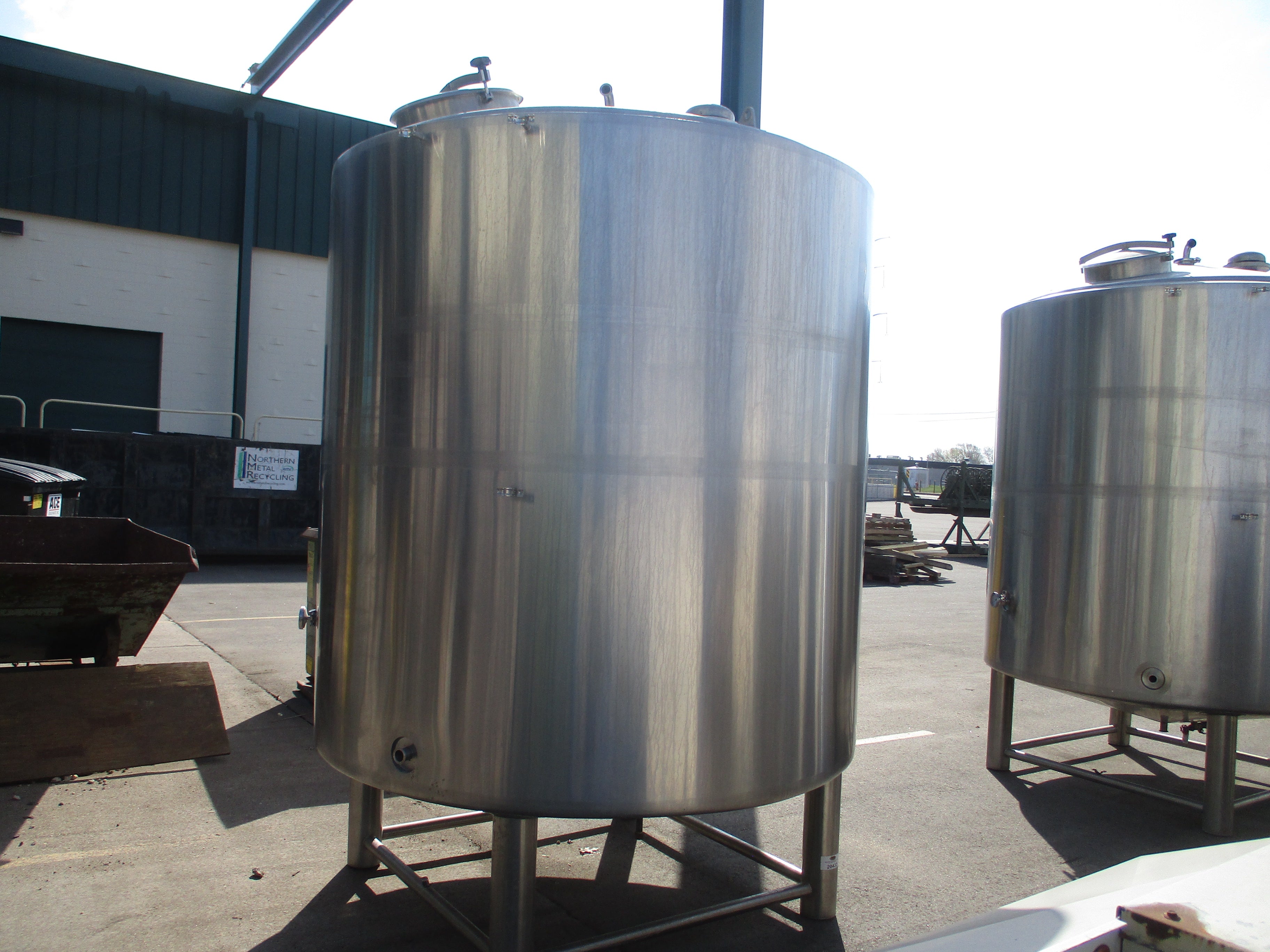 ABE/American Brewery Equipment Brite Tank 30 BBL Dim: Height 125 inches