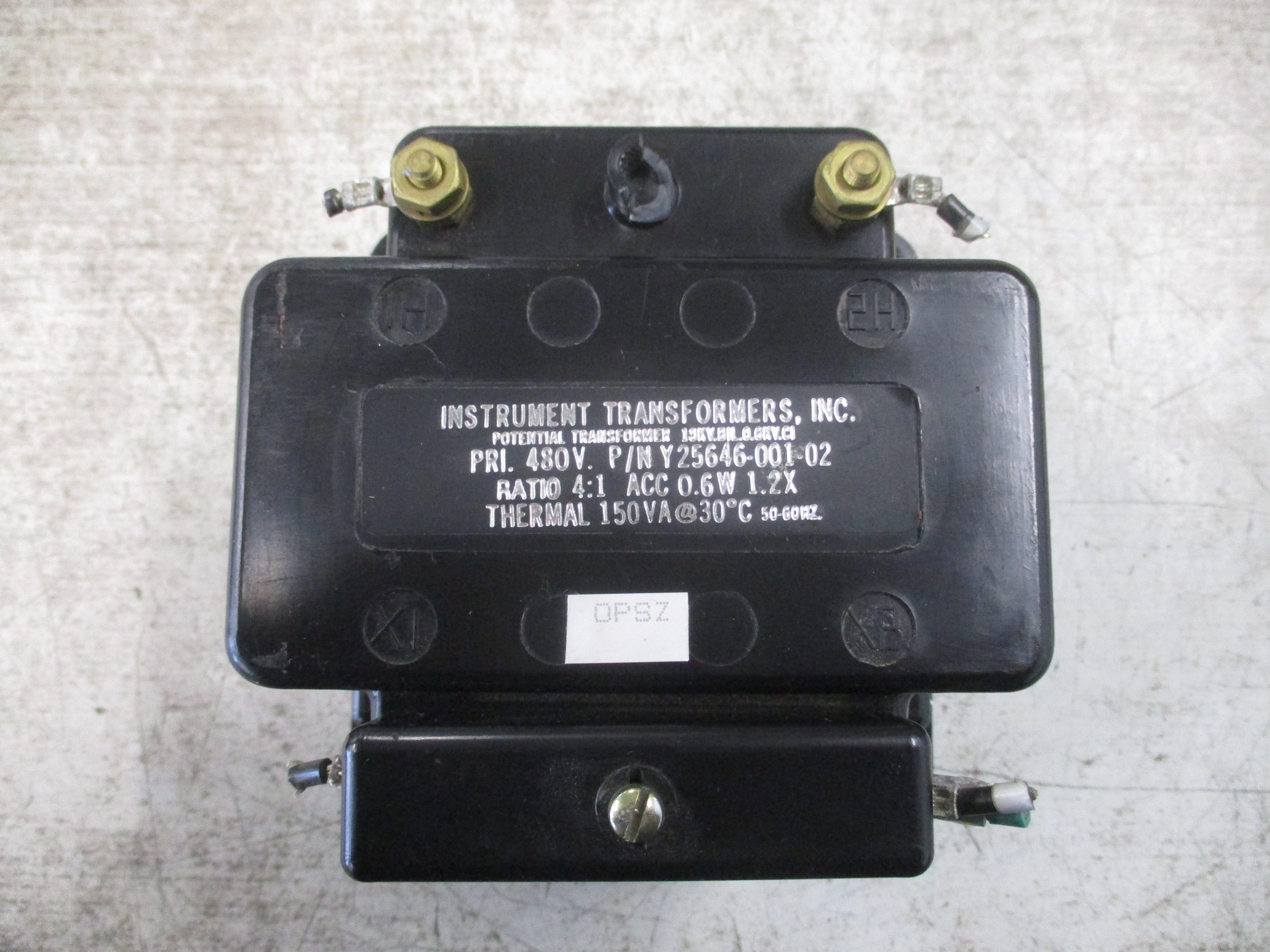 Instrument Transformers Potential Transformer Y25646-001-02 Pri: 480V Ratio 4:1