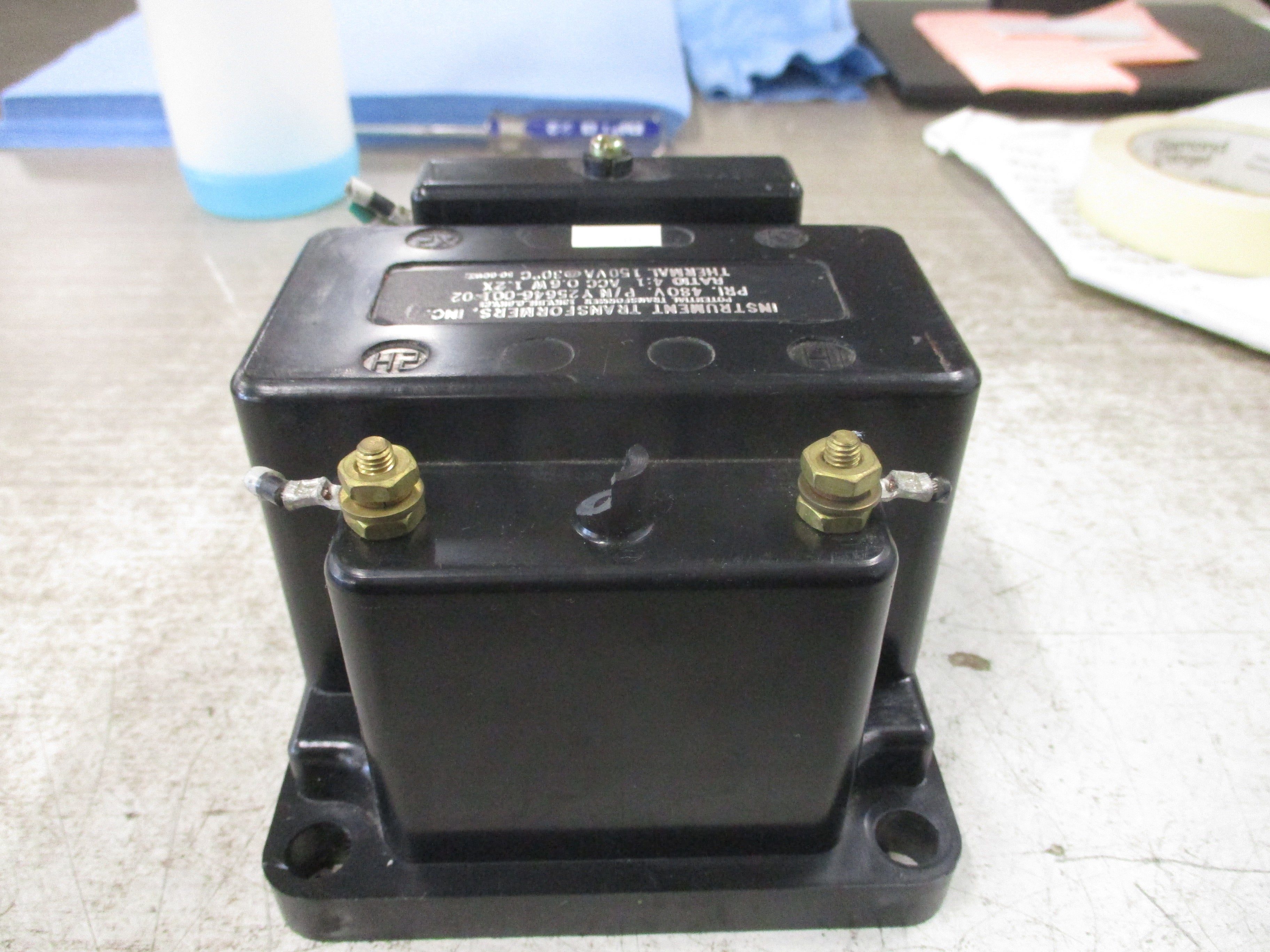 Instrument Transformers Potential Transformer Y25646-001-02 Pri: 480V Ratio 4:1