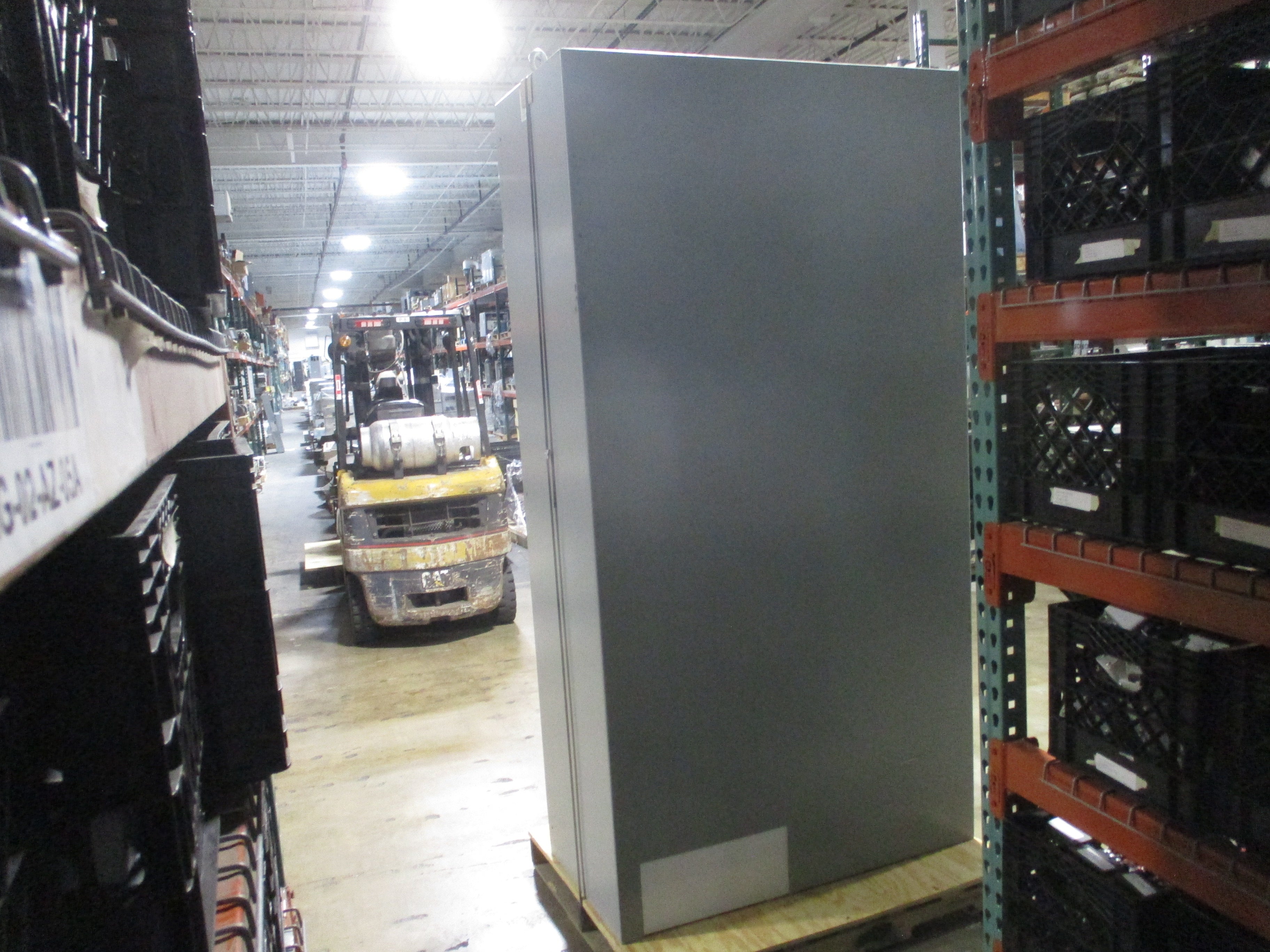 Square D / Schneider Electric Altivar 61 AC Drive With Breaker Disconnect