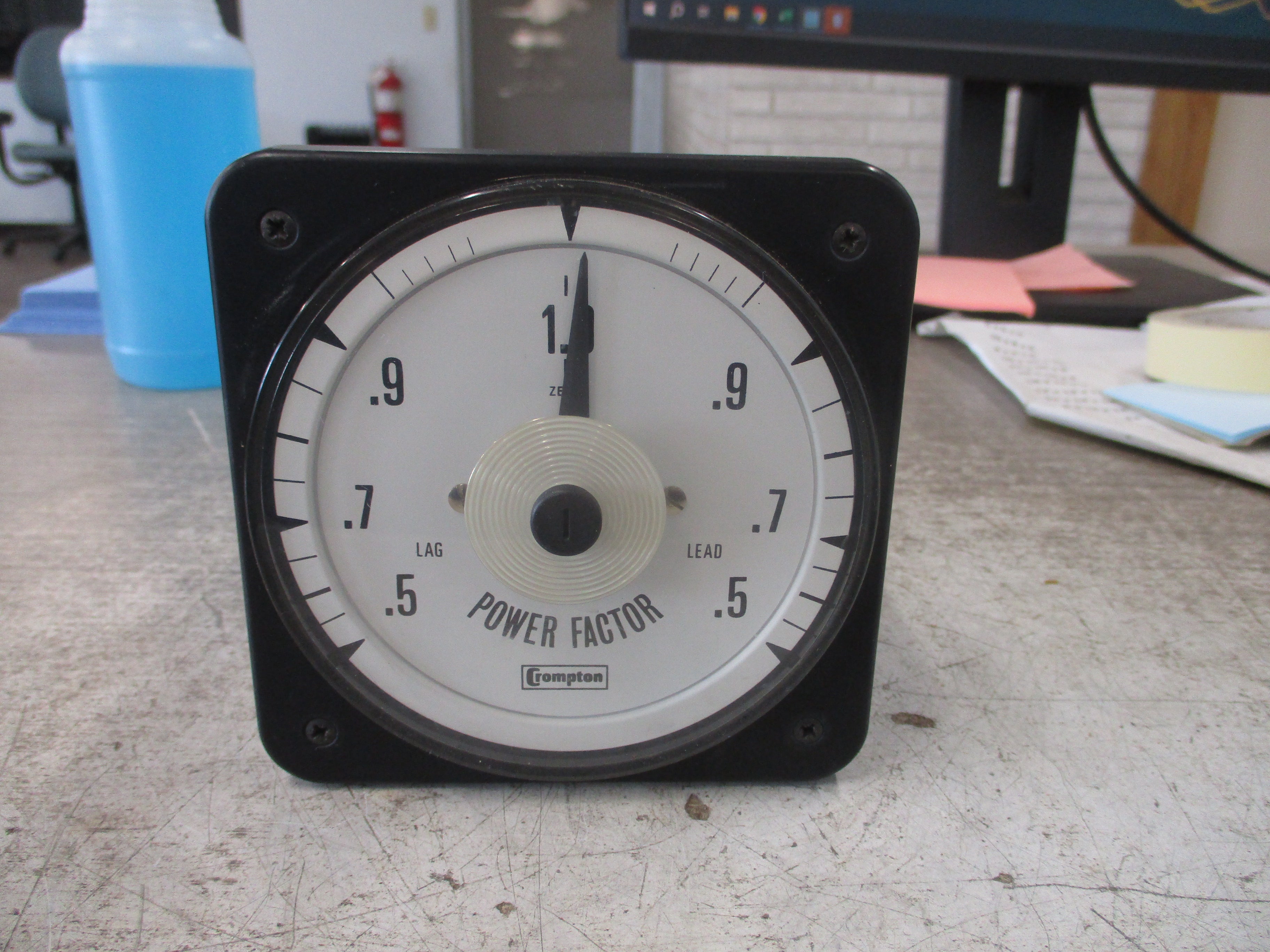 Crompton Power Factor Meter 077-427A-00AD Used