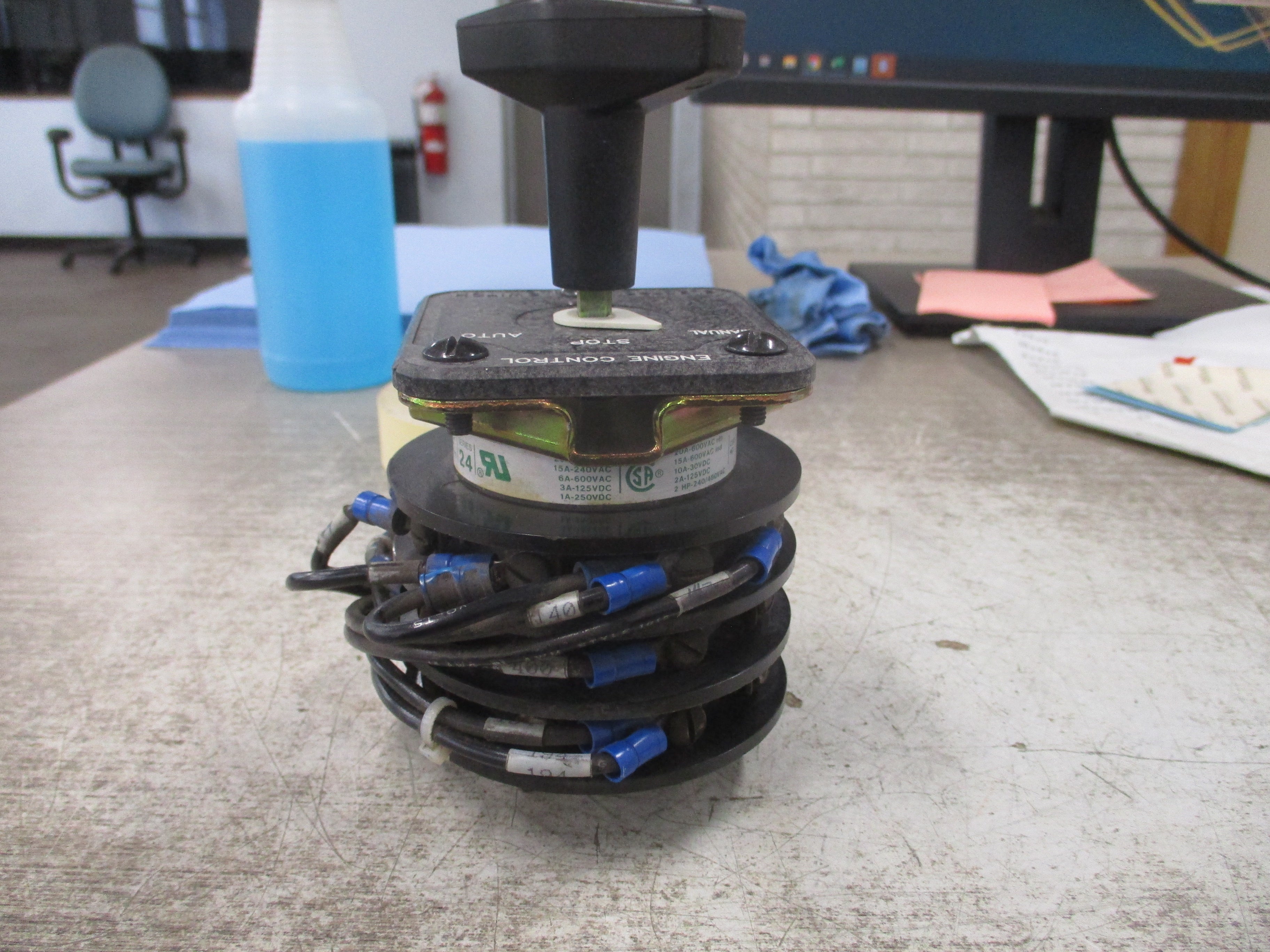 Electroswitch Engine Control Rotary Switch 24203D Used