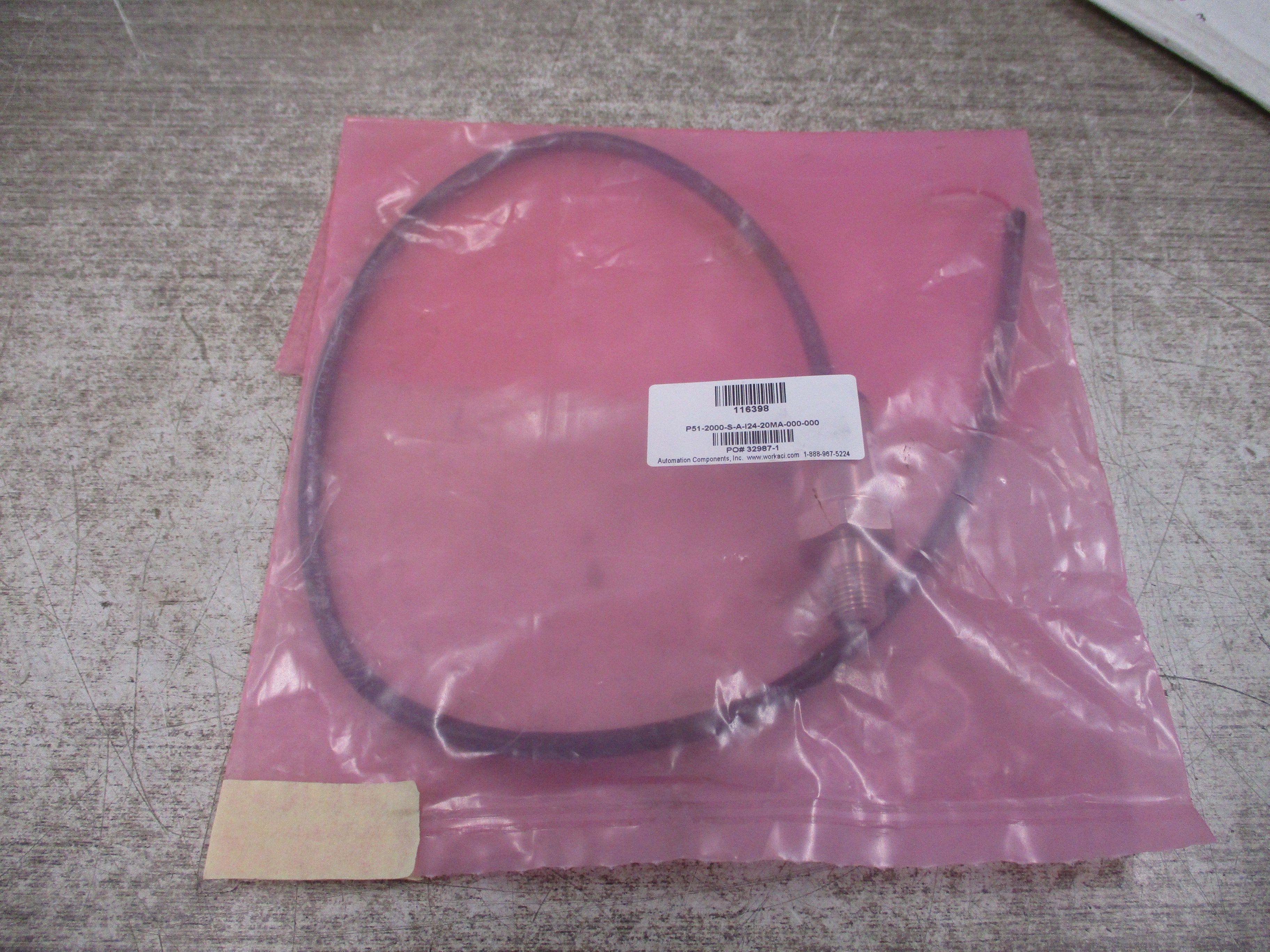 Automation Components, Inc. Pressure Sensor P51-2000-S-A-I24-20MA-000-000