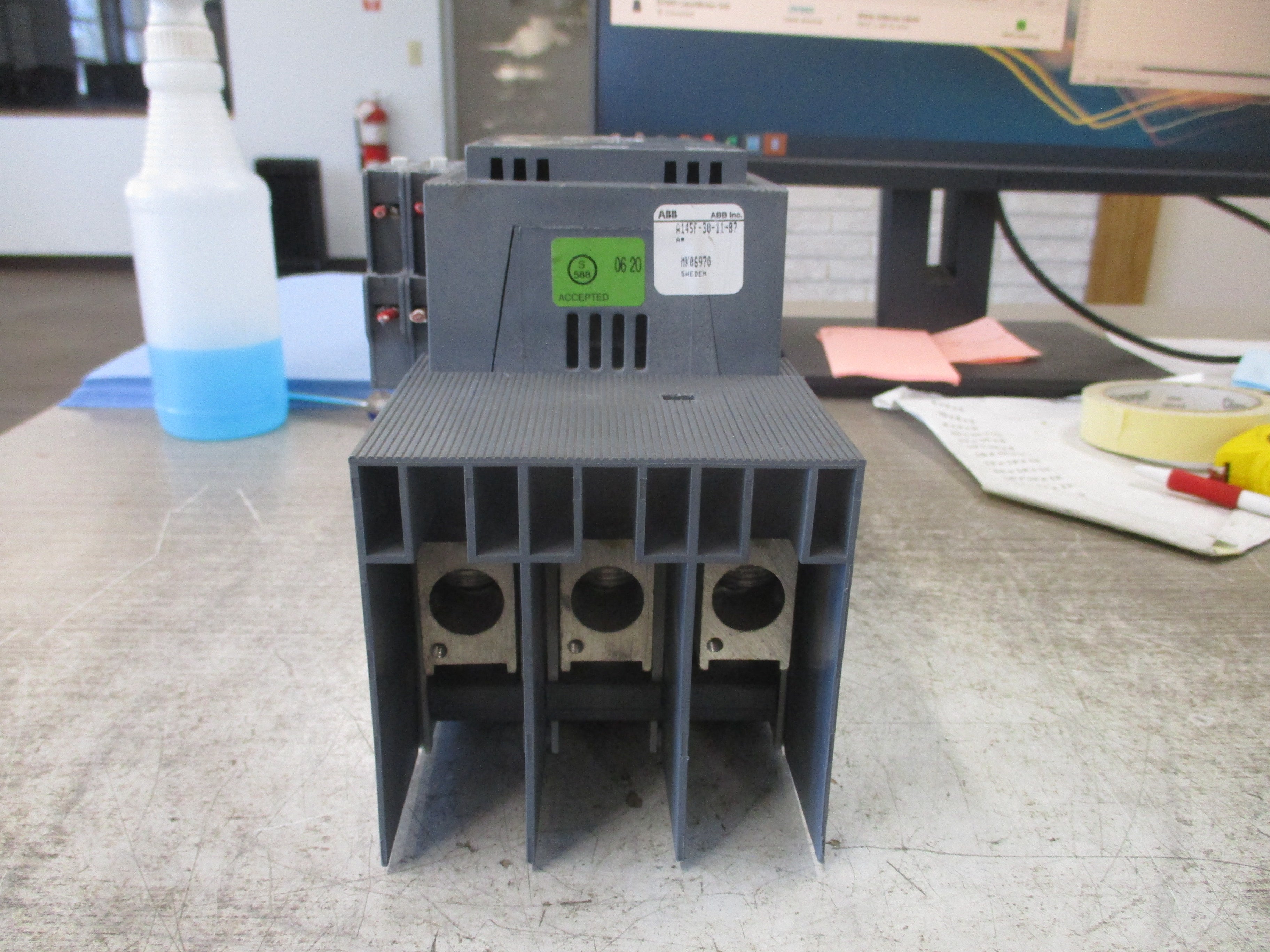 ABB Contactor A145-30 440-460V Coil 230A 600V (2) Aux Contacts Used