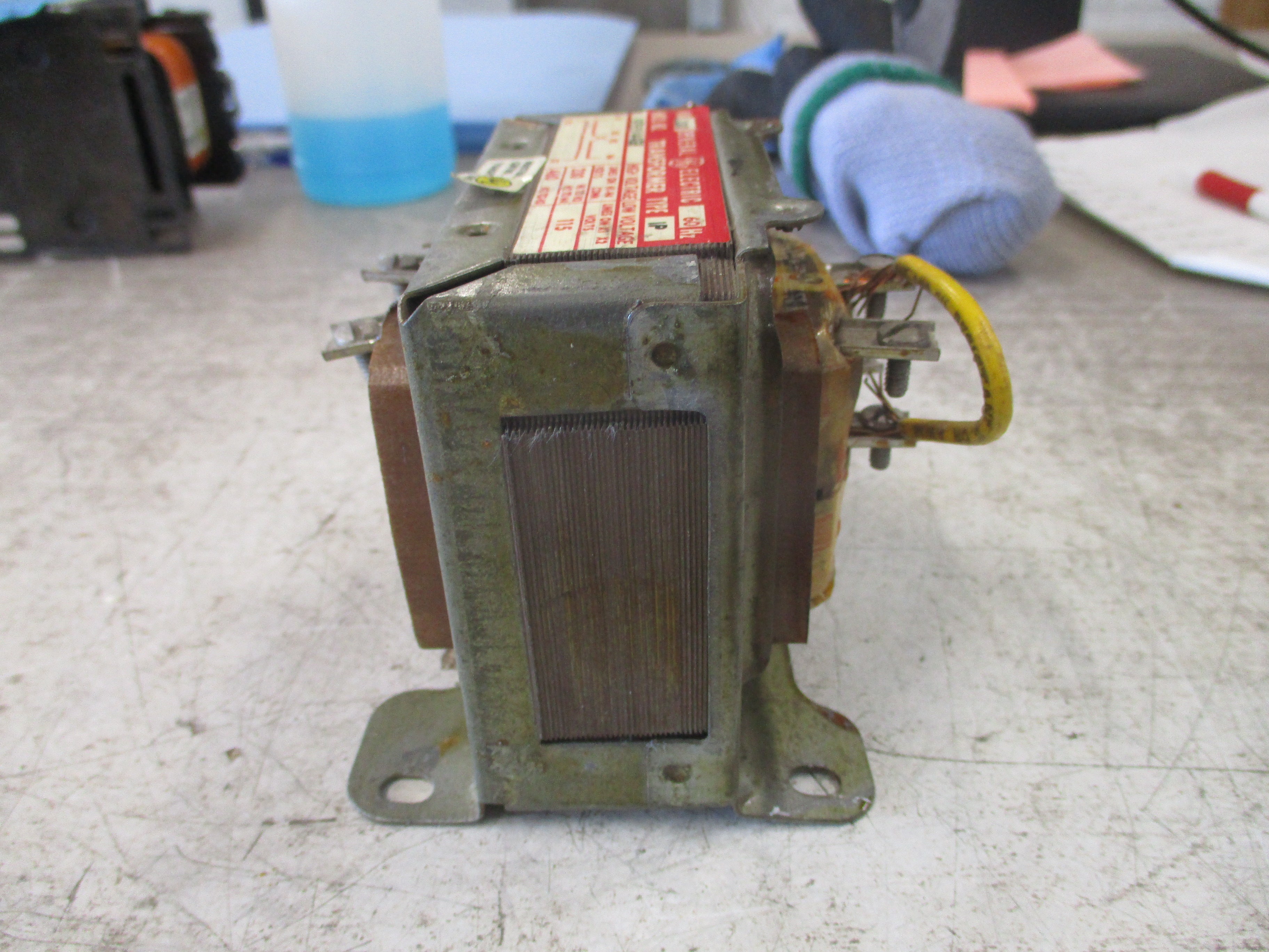 GE Transformer 9T55Y44G8 0.100KVA Pri: 230/460V Sec: 115V 60Hz Used