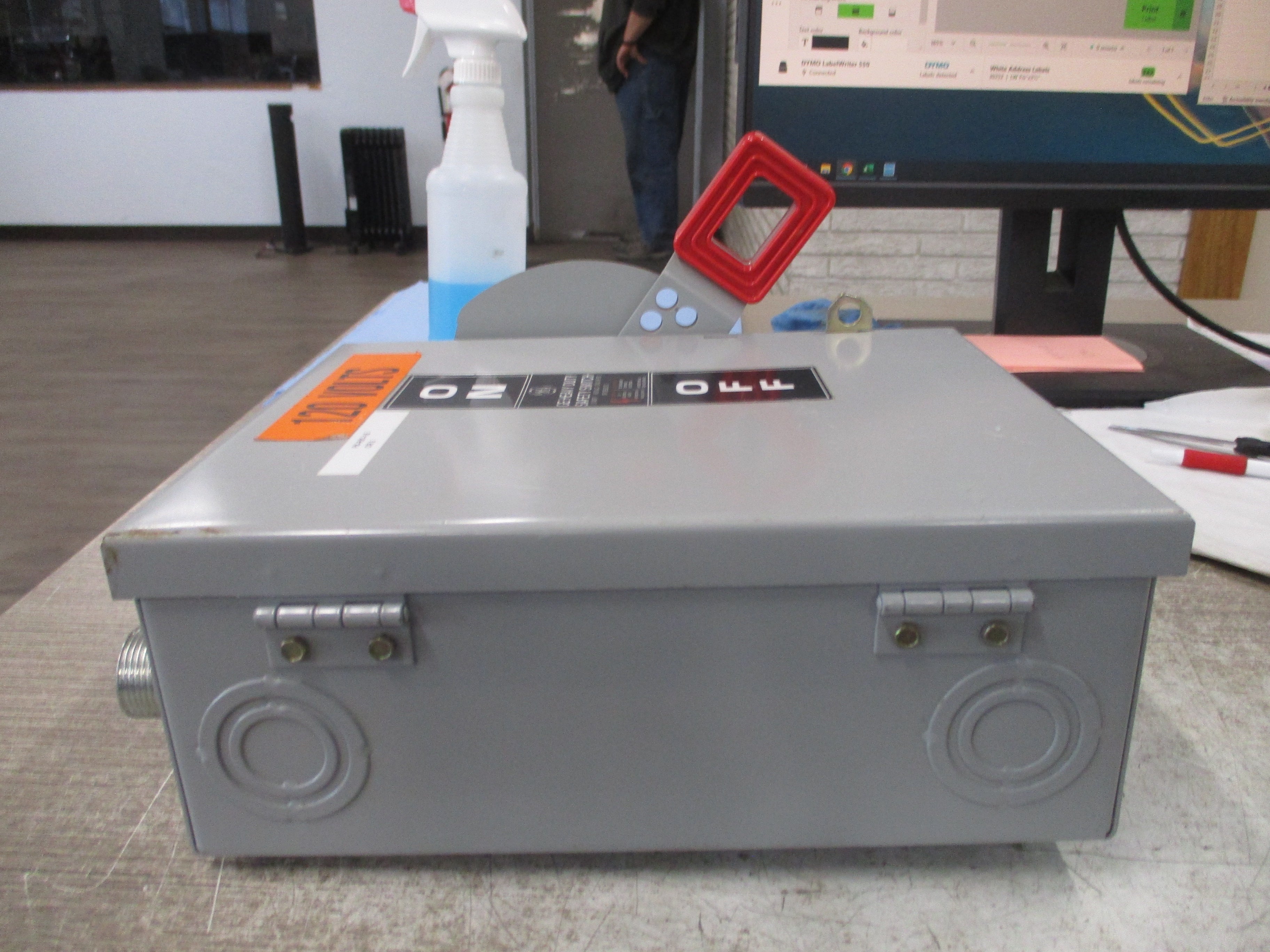 GE Non-Fusible Safety Switch THN3361 Mod. 10 30A 600V Used