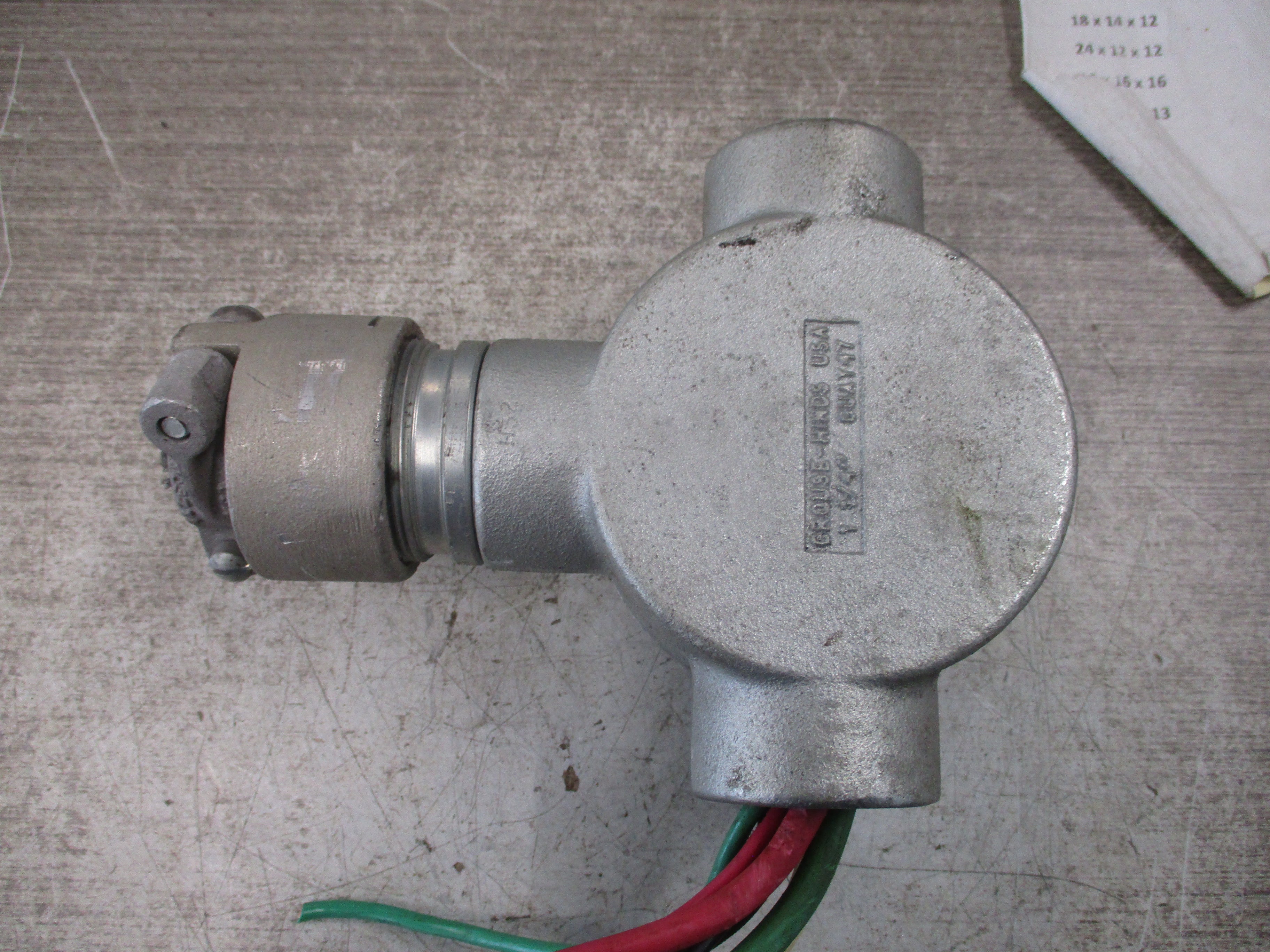 Crouse-Hinds Explosion Proof Outlet Box GVAT47 1 1/4" Used