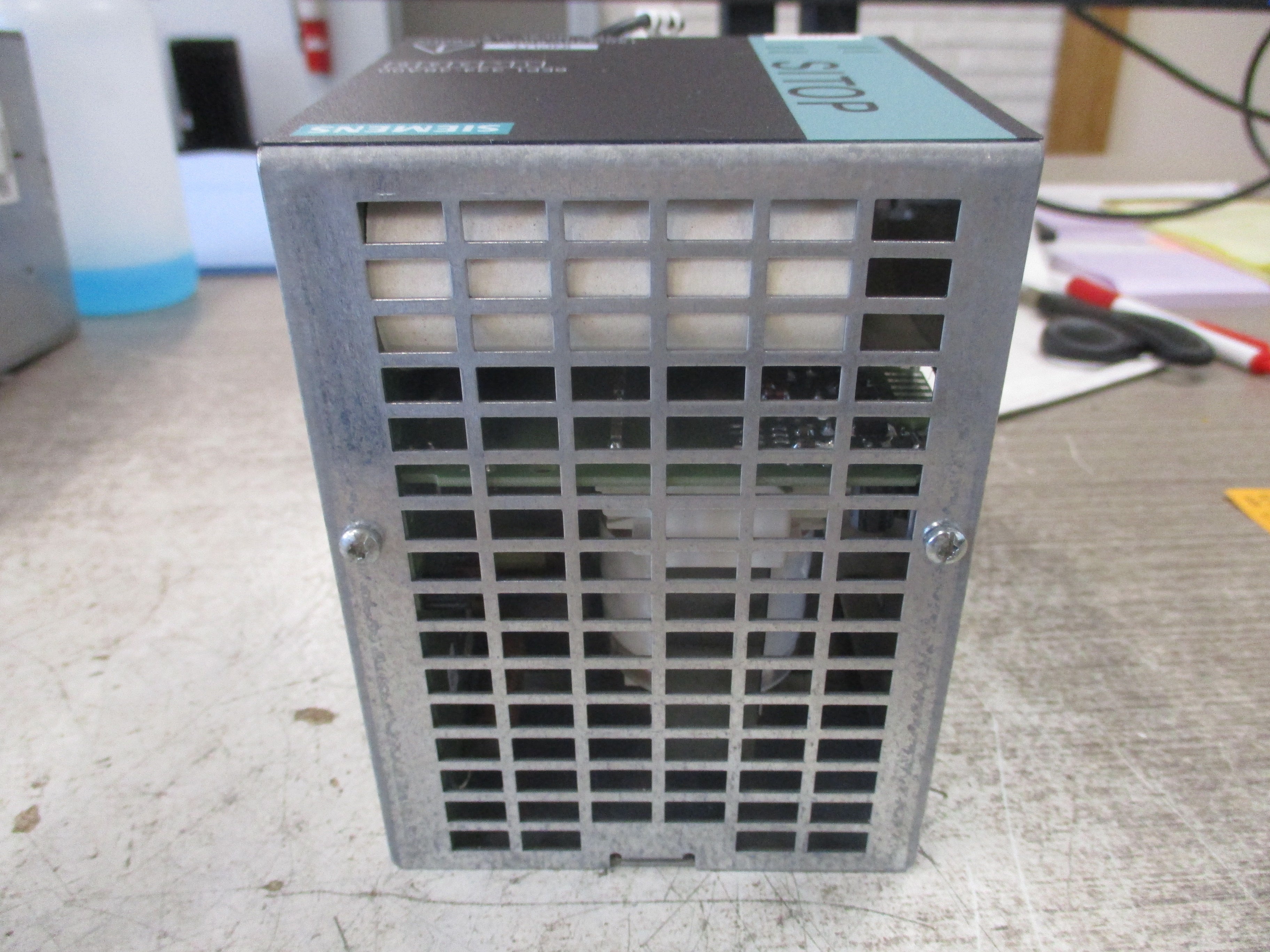 Siemens SITOP Power Supply 6EP1334-3BA00 Input: 120-230V AC / 230-500V AC 4.4A