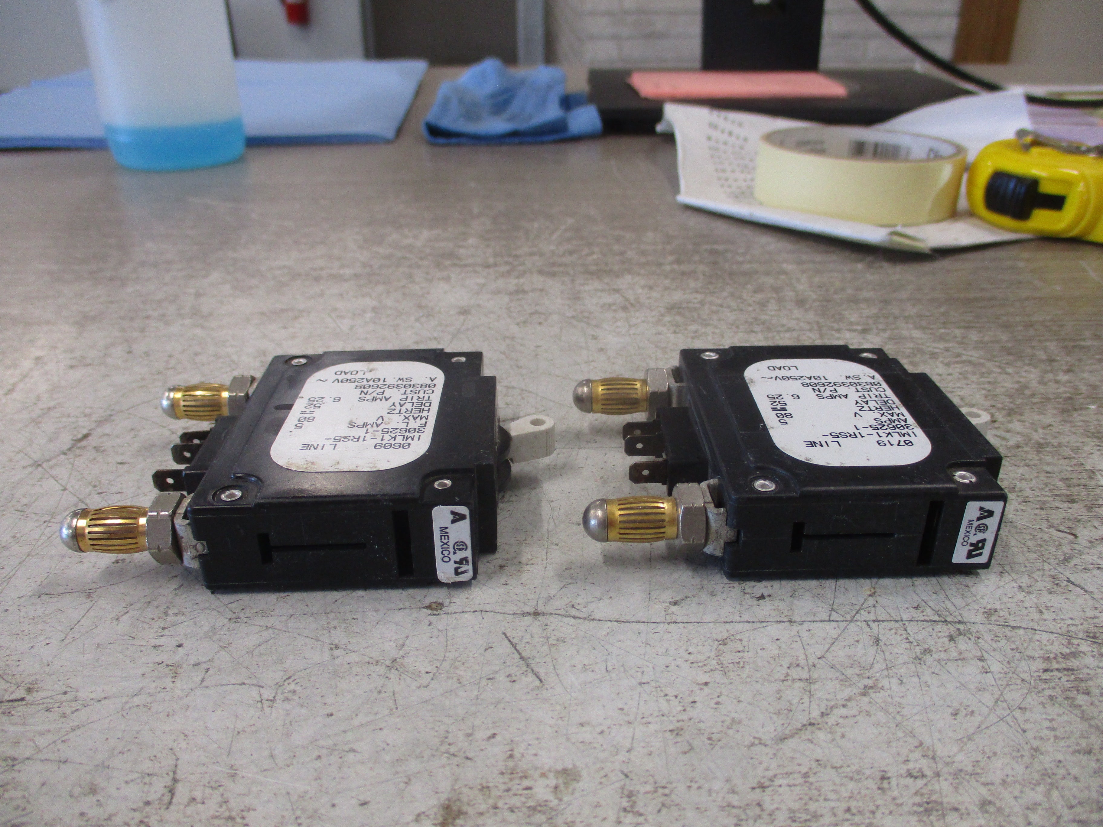 Airpax DC Circuit Breaker IMLK1-1RS5-30625-1 5A 80VDC *Lot of 2* Used