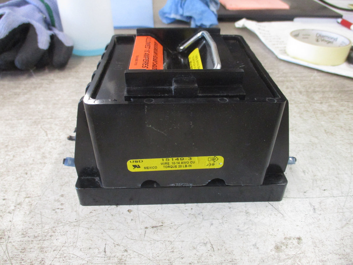 USD Pullout Switch 15149-3 Class J Fuse 600V 30A w/ (3) 6A Fuses Used