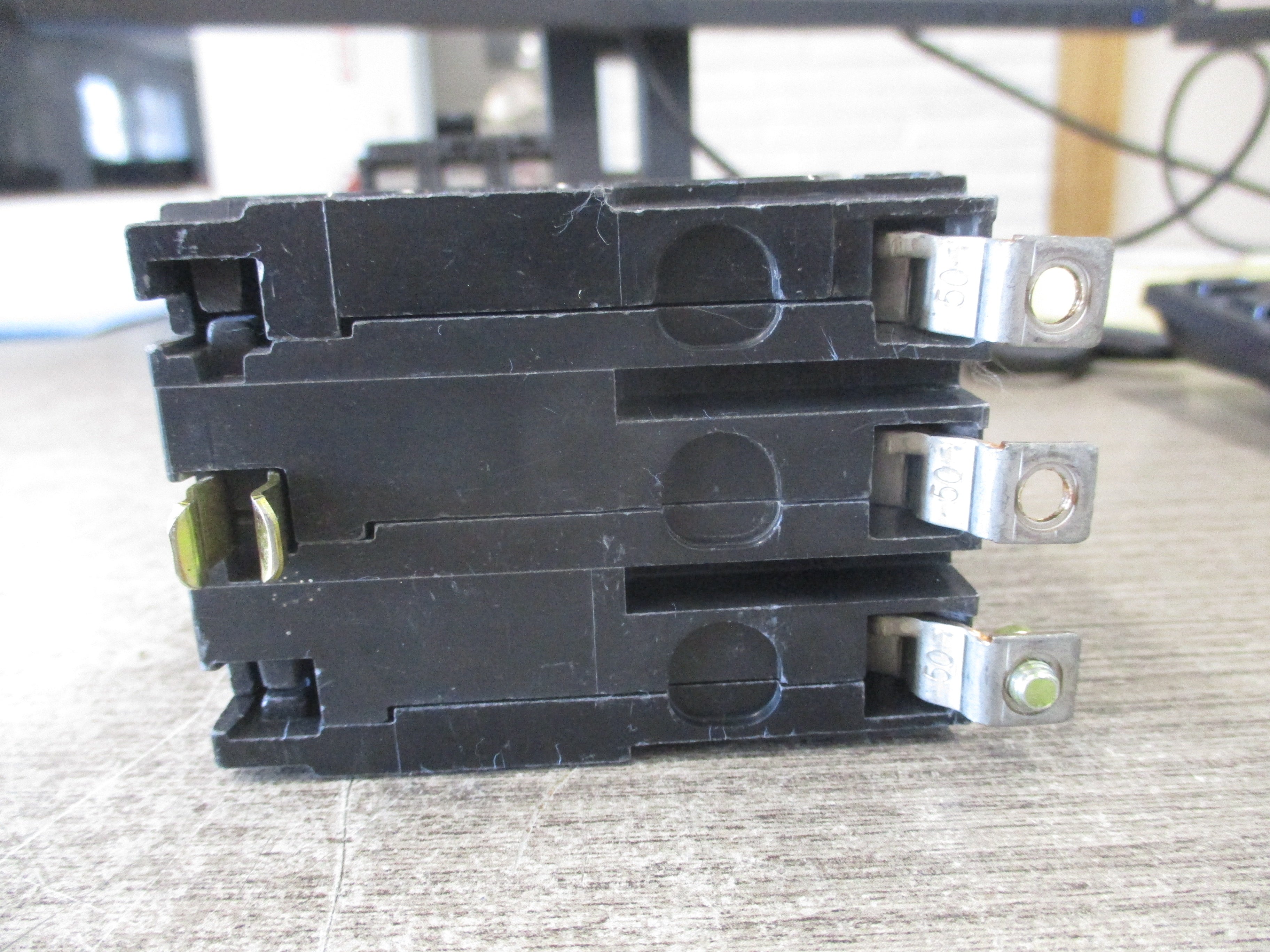 Square D Bolt-On Circuit Breaker QOB330 240V 30A 3P *(1) Screw* Used