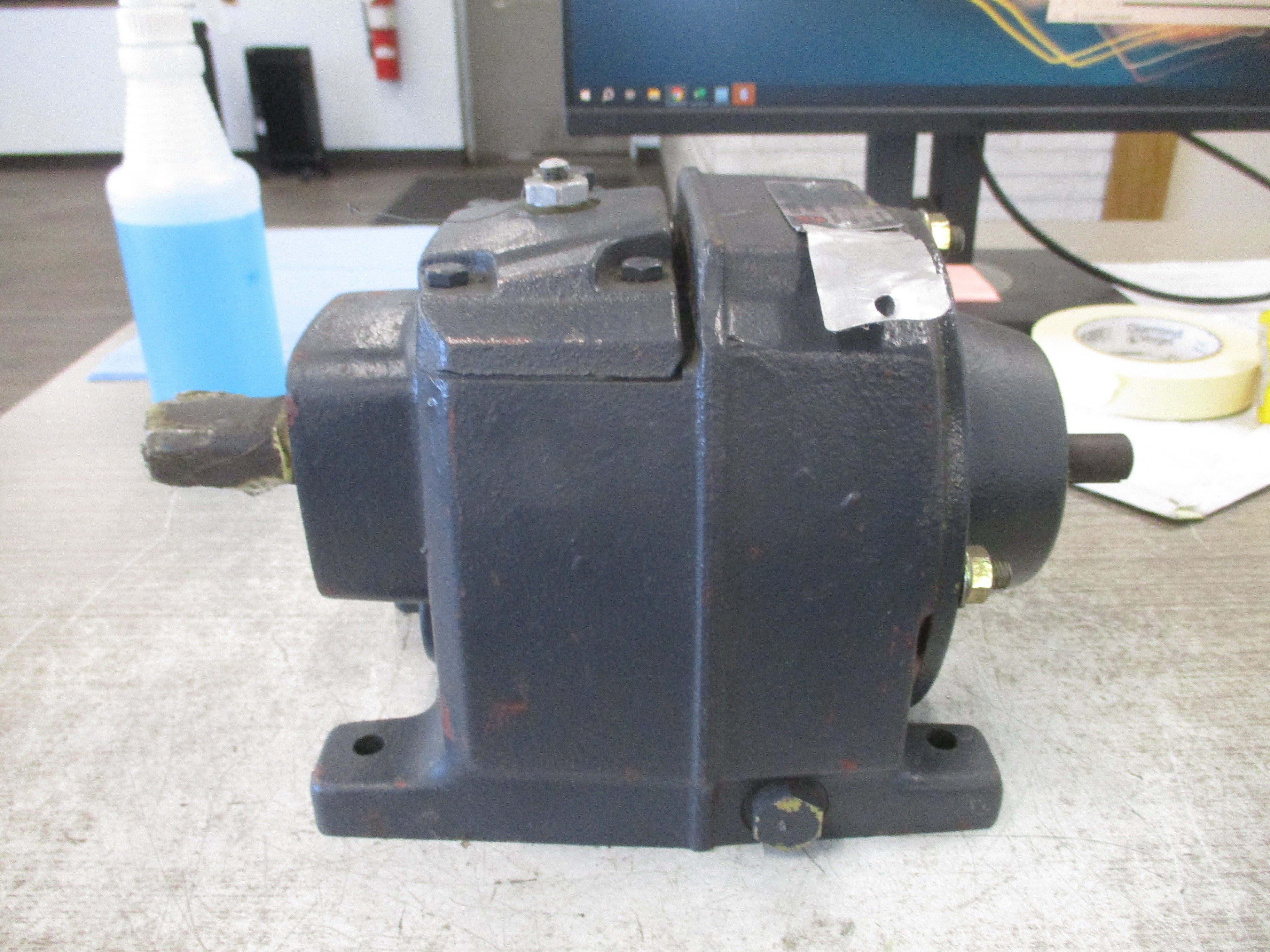 US Motors Series 3000 Gear Reducer OBN3122SB36.3 Ratio 6.3 Used