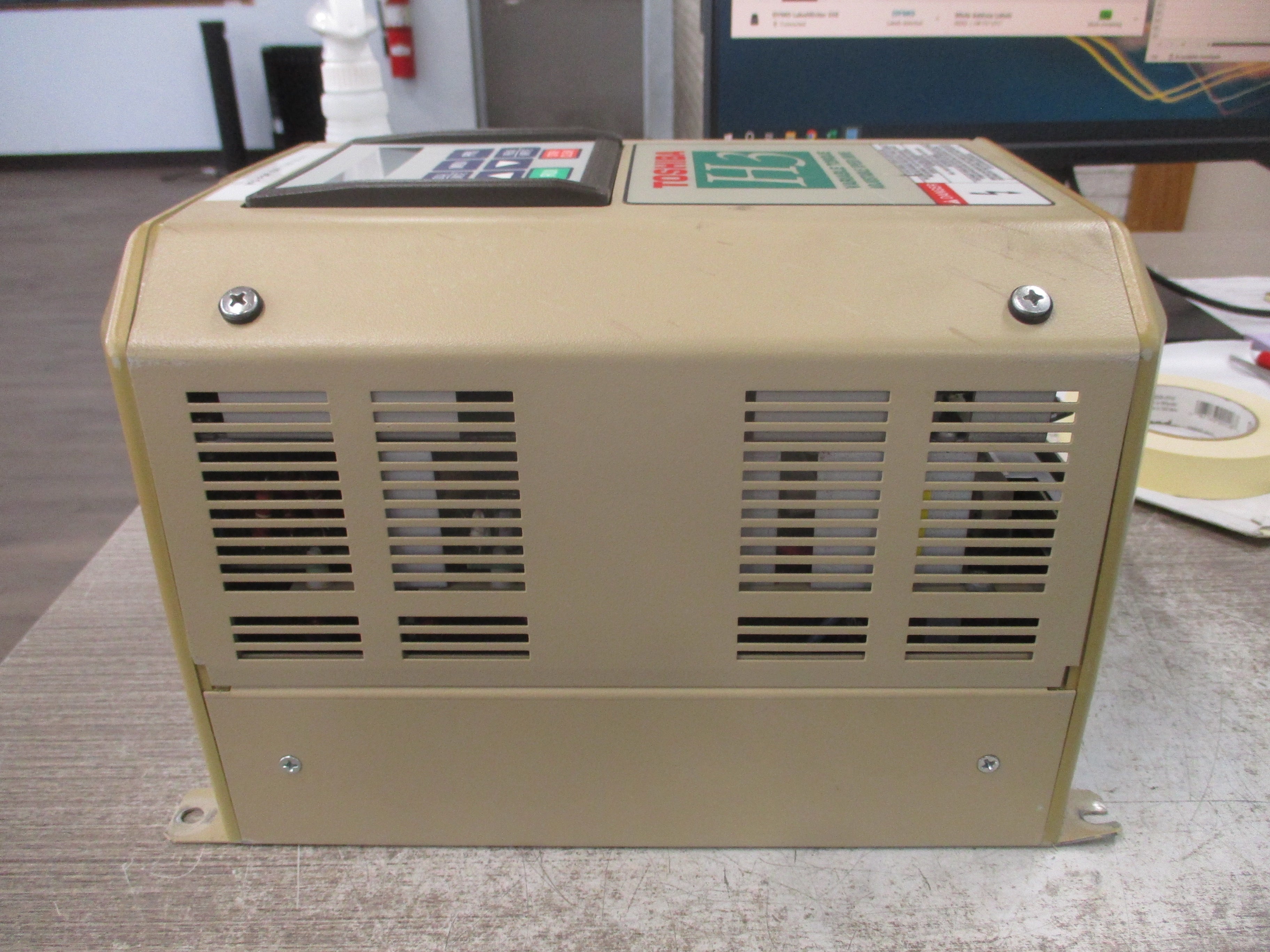 Toshiba H3 AC Drive VT130H3U4080 7.5HP 3Ph Input: 460V 12A 3p 50/60Hz