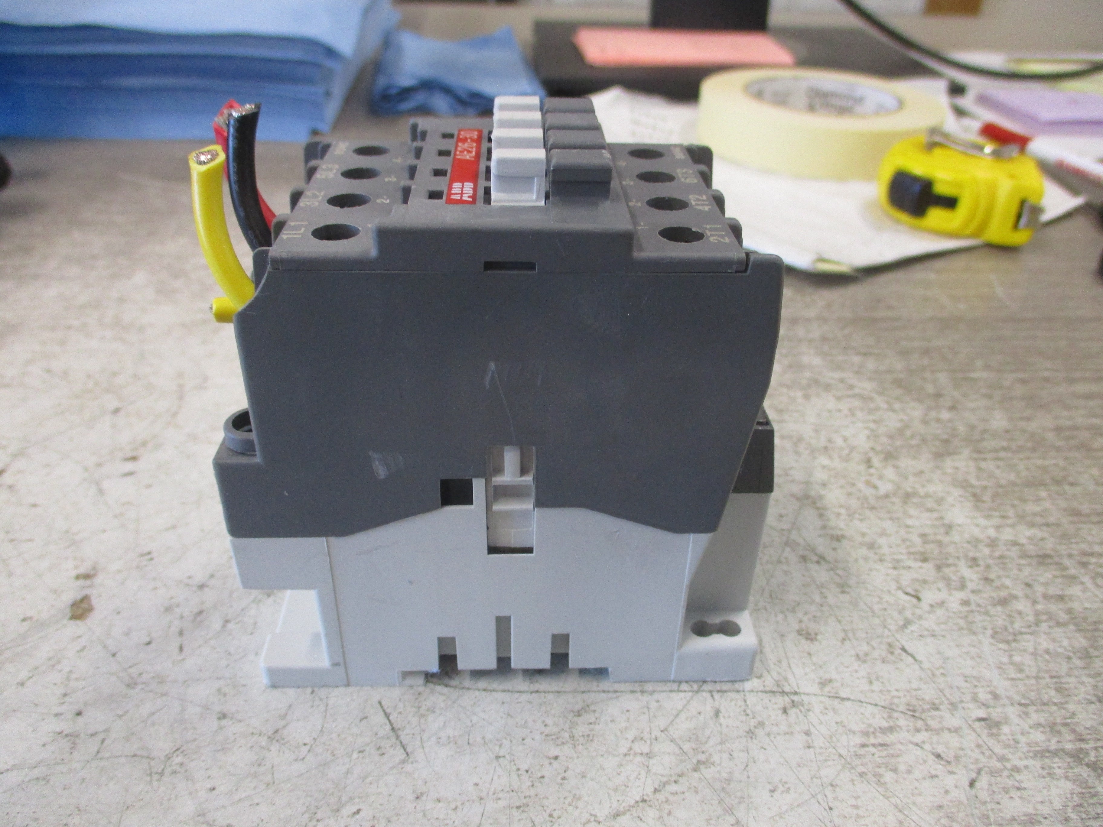 ABB Contactor AE26-30 24VDC Coil 40A 600V Used