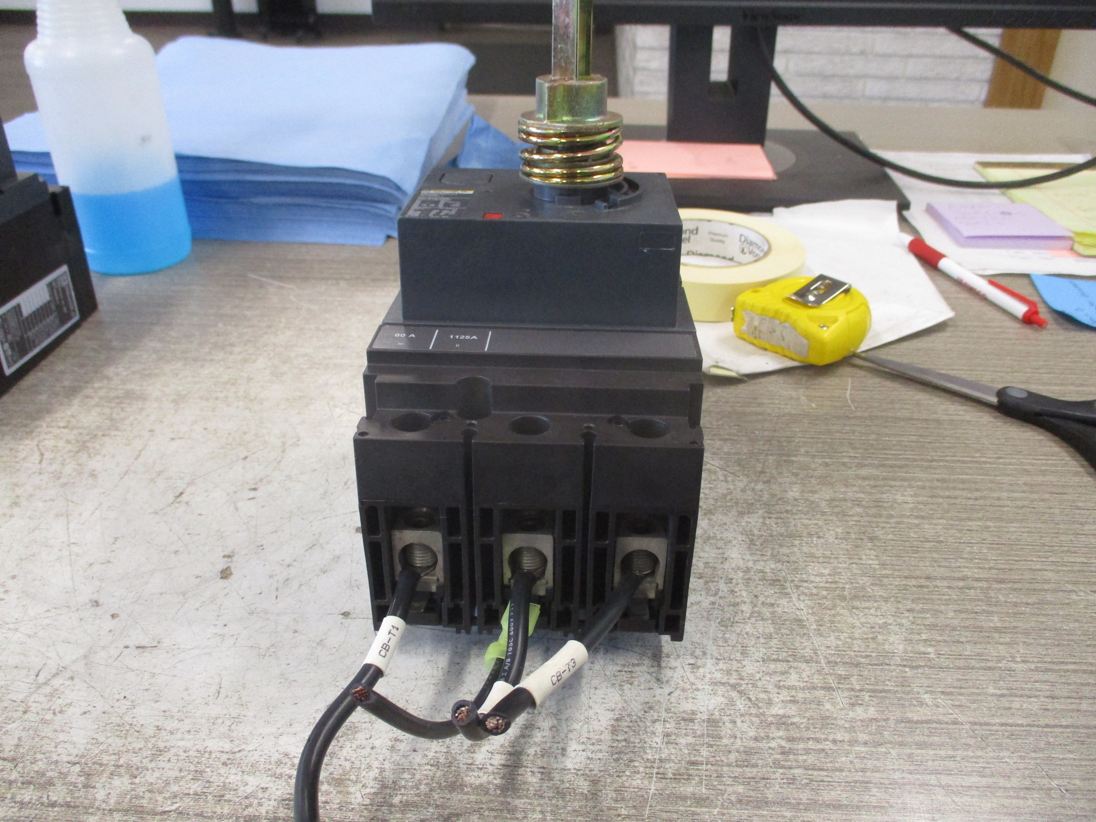 Square D HL 060 Breaker Disconnect HLL36060LV 60A 600V 3P Used