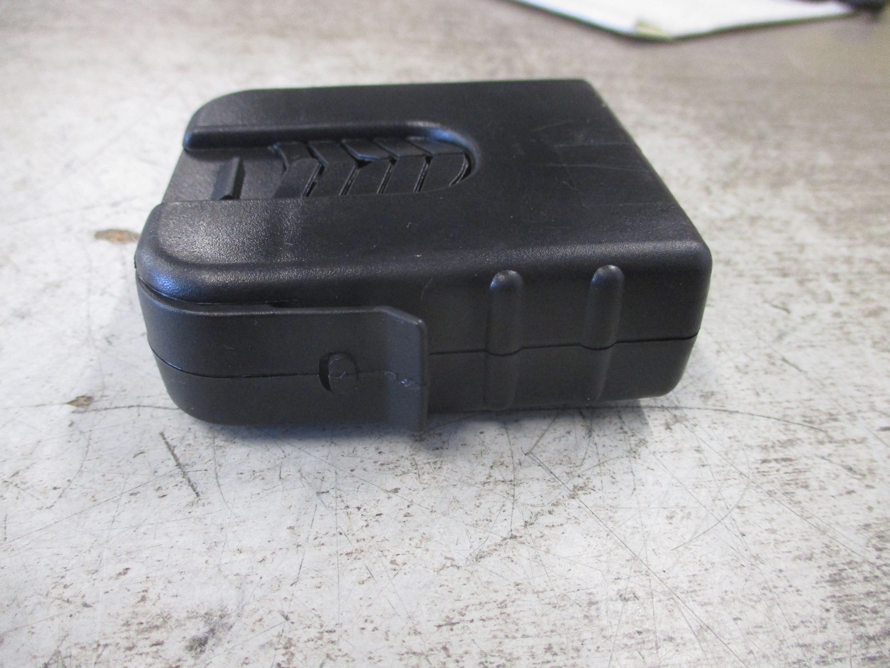 Veris Hawkeye 921 Analog Current Sensor H921 Output: 4-20mA Used