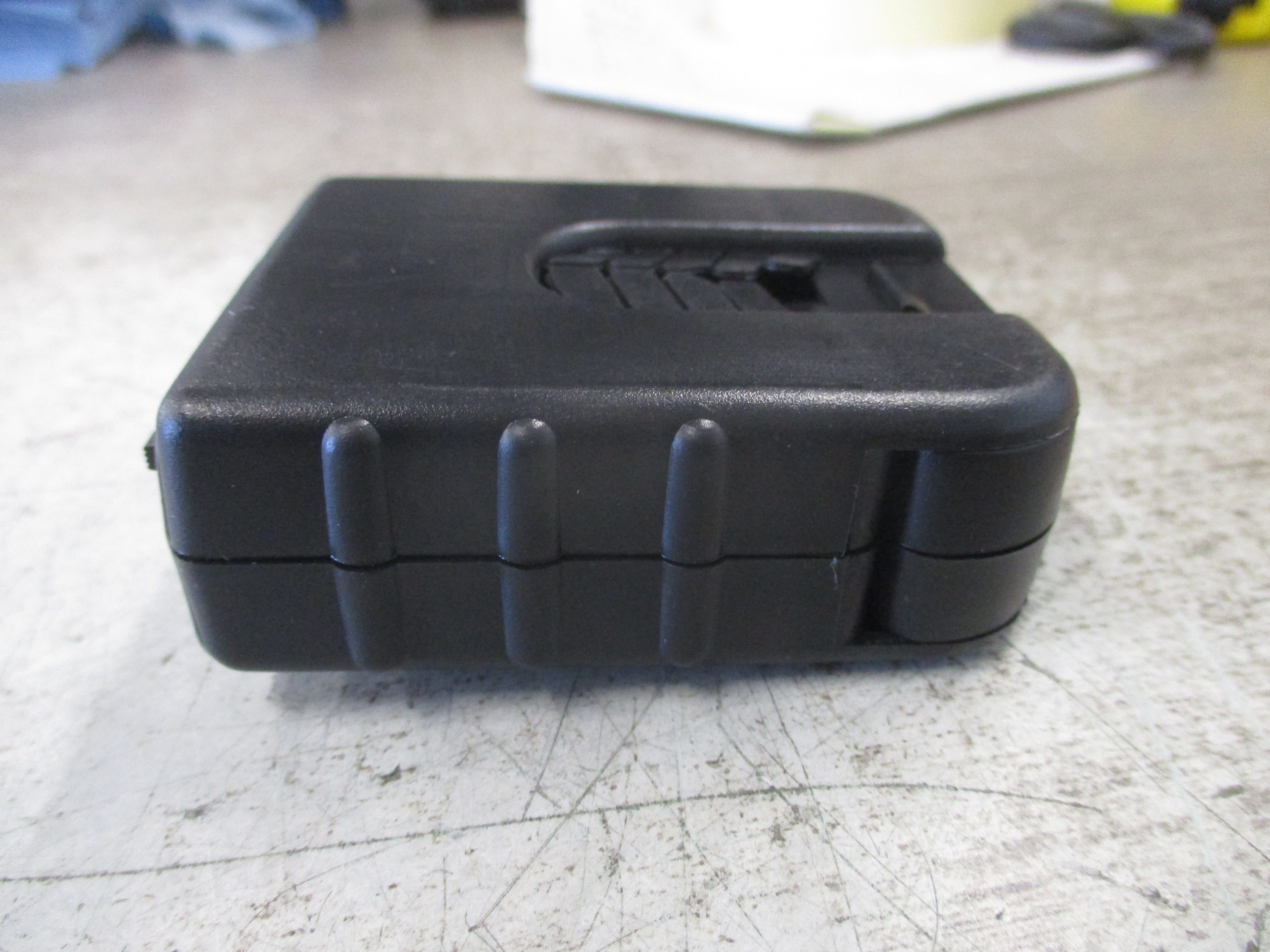 Veris Hawkeye 921 Analog Current Sensor H921 Output: 4-20mA Used