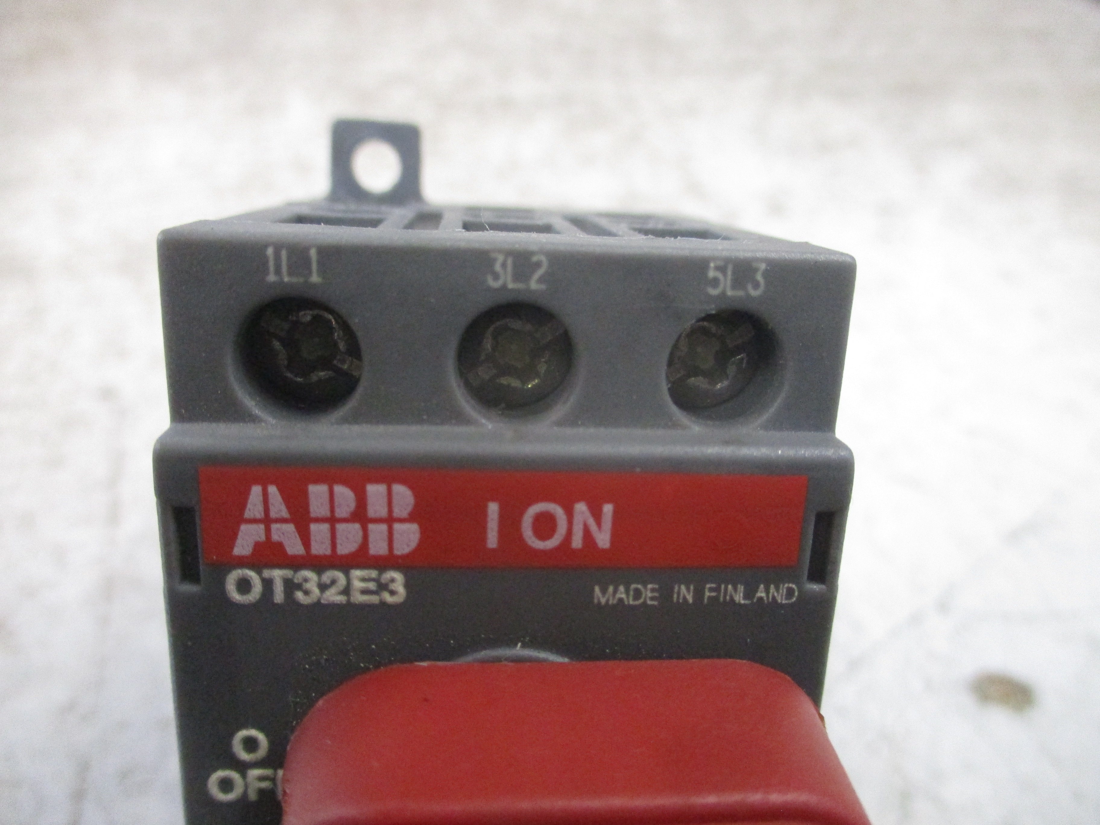 ABB Disconnect Switch OT32E3 40A 600V 3P Used