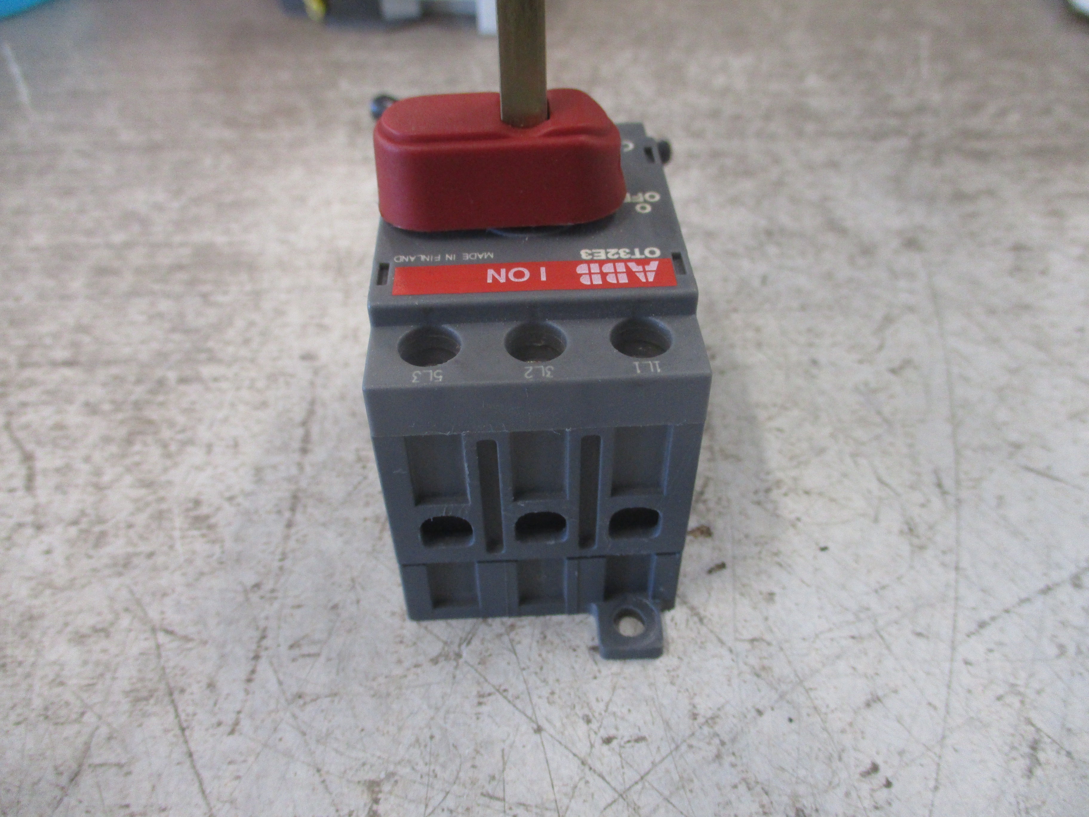 ABB Disconnect Switch OT32E3 40A 600V 3P Used