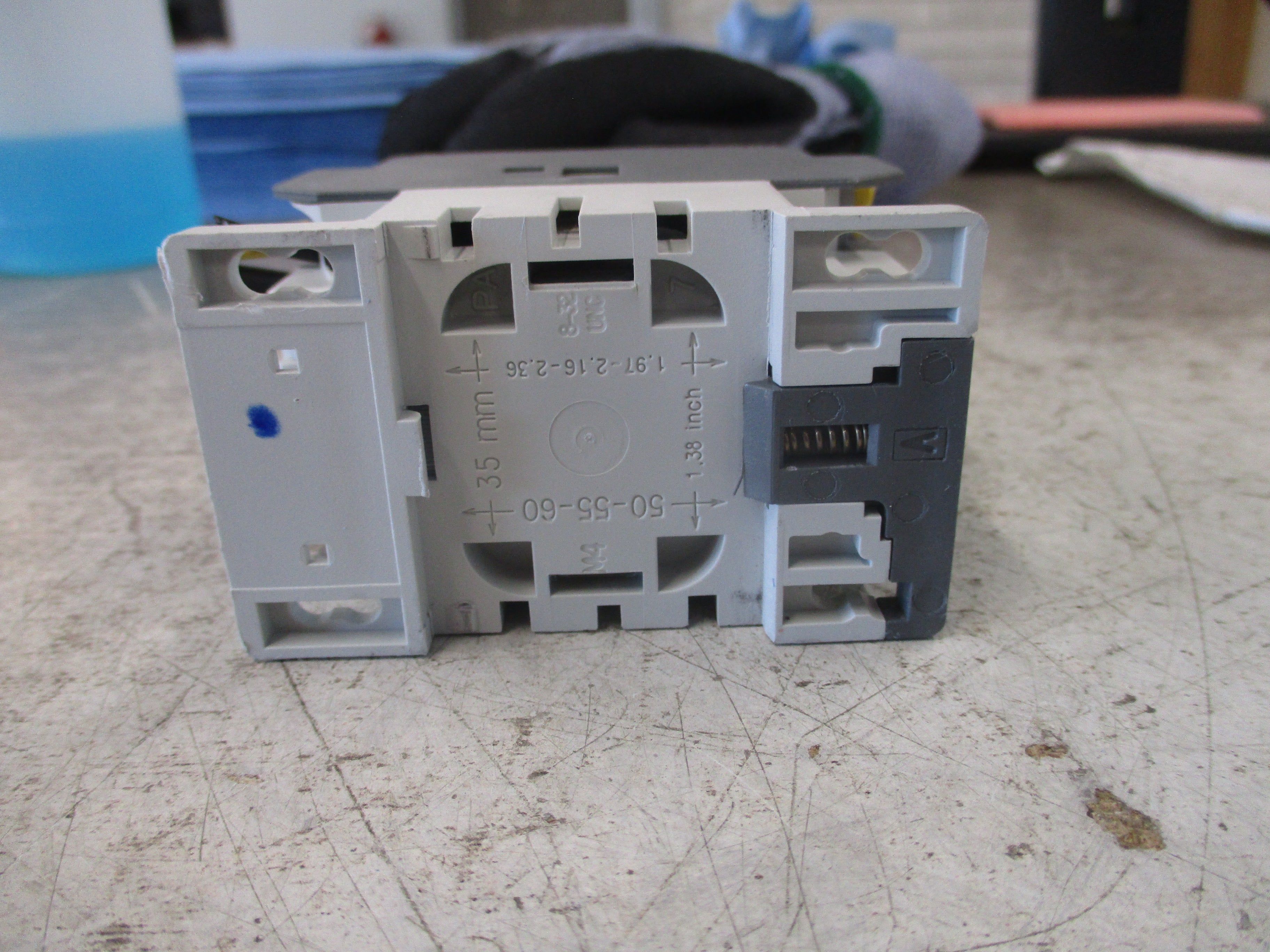 ABB Contactor AE16-30-00 24VDC Coil 30A 600V Used