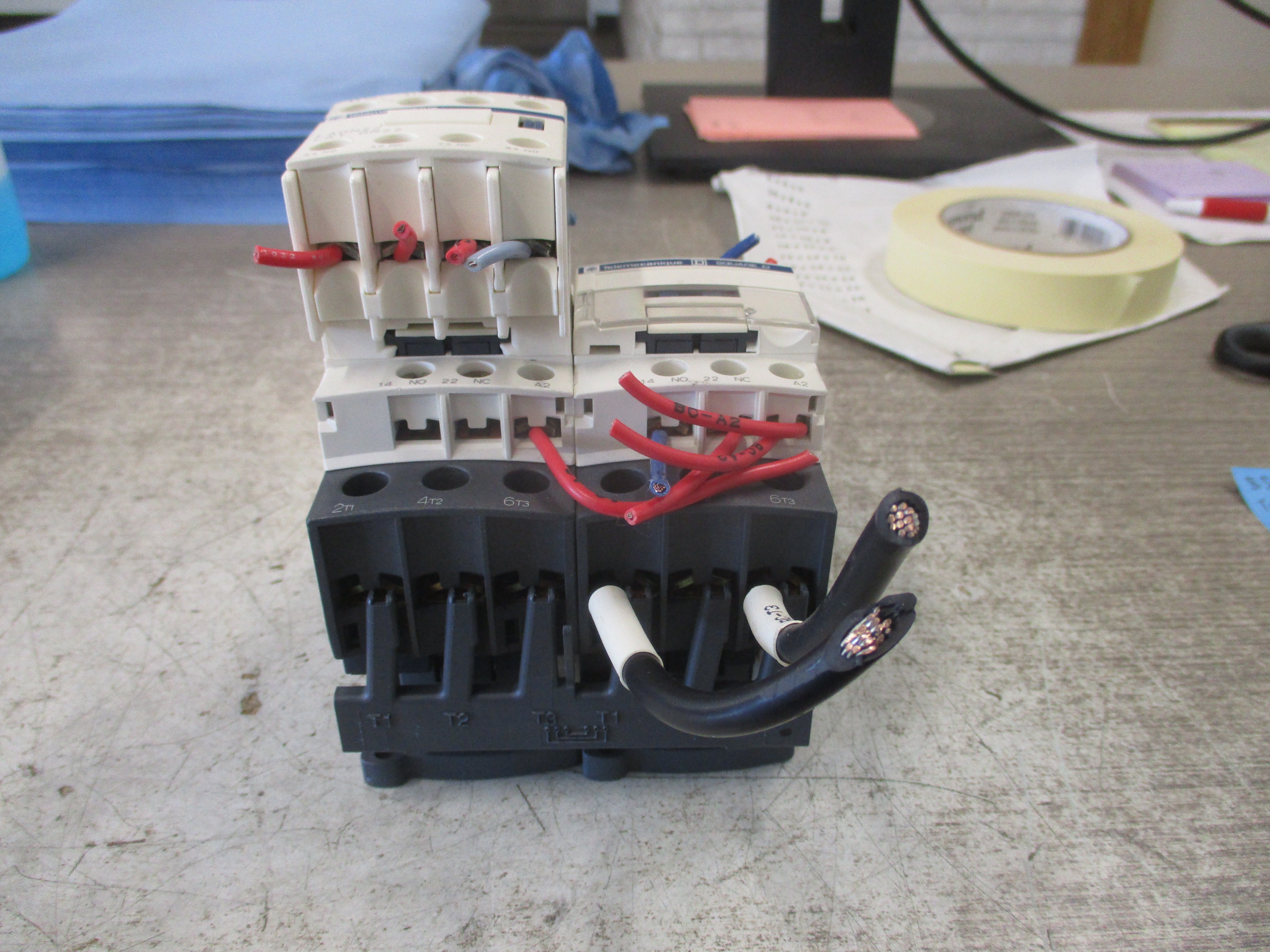 Telemecanique Reversing Contactor LC1D32 120V Coil 50A 600V