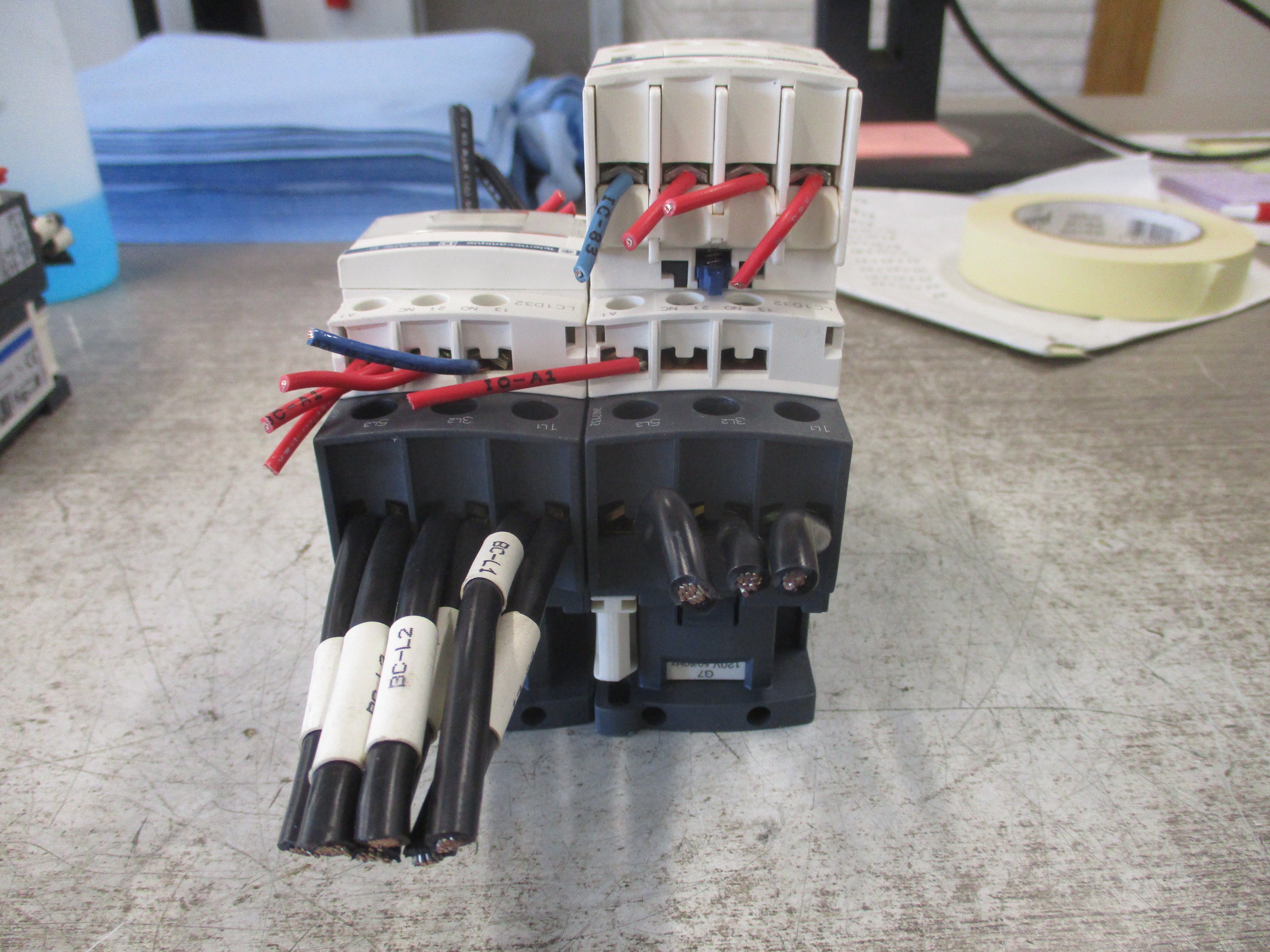 Telemecanique Reversing Contactor LC1D32 120V Coil 50A 600V