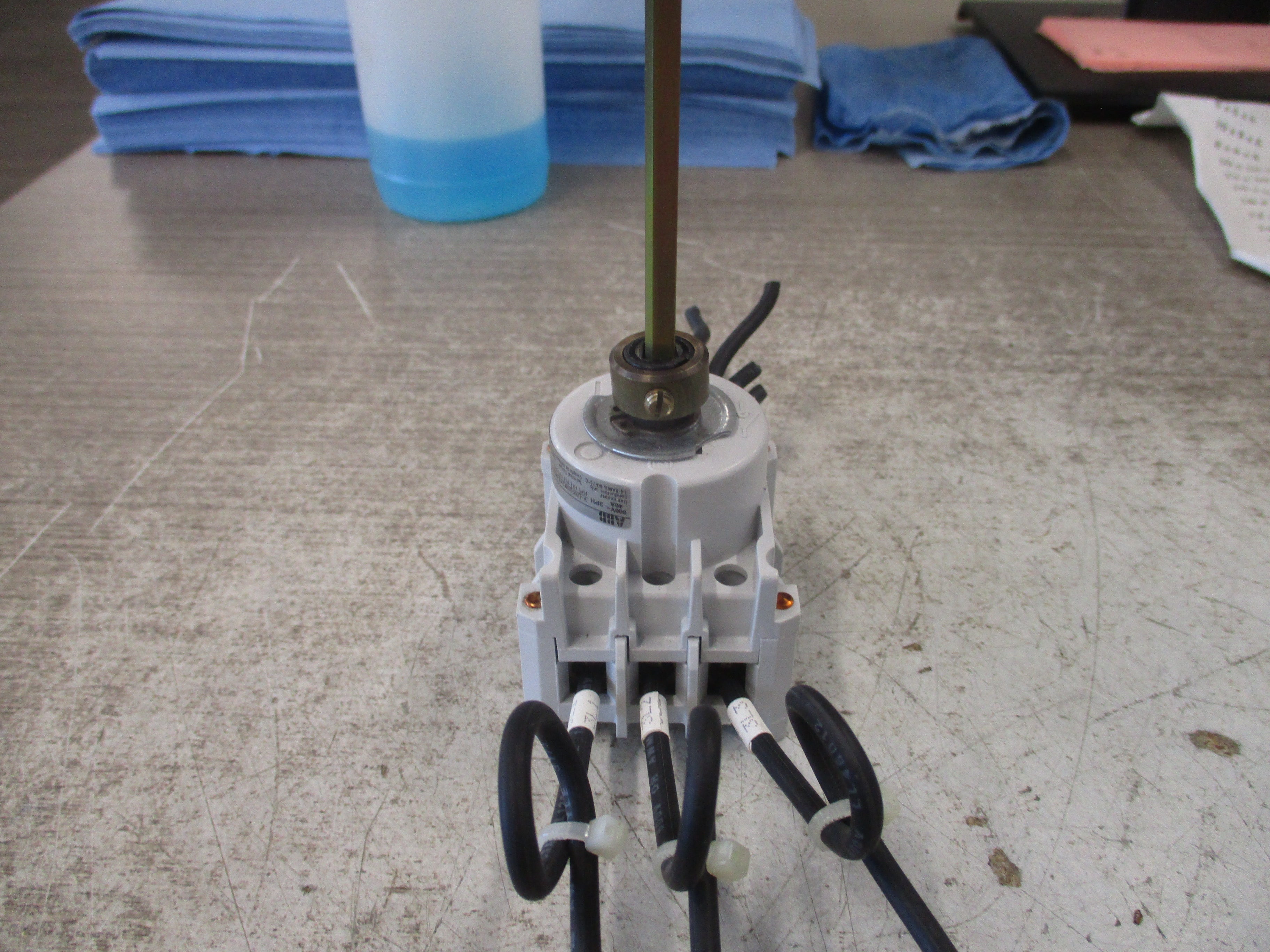 ABB Disconnect Switch OETL NF30 40A 600V 3P Used