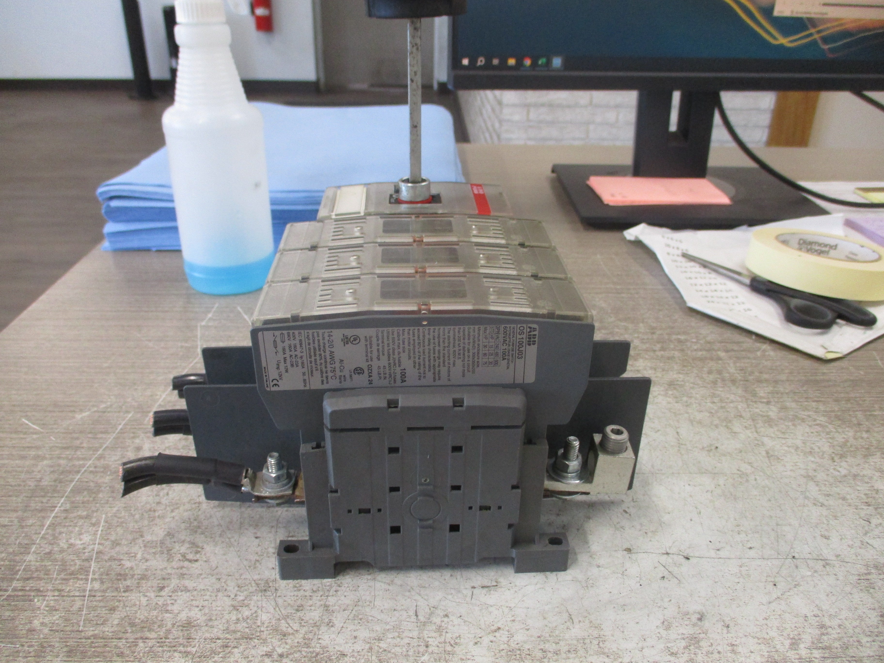 ABB Fusible Disconnect Switch OS 100J03 100A 600V 3P (3) 70A Fuses