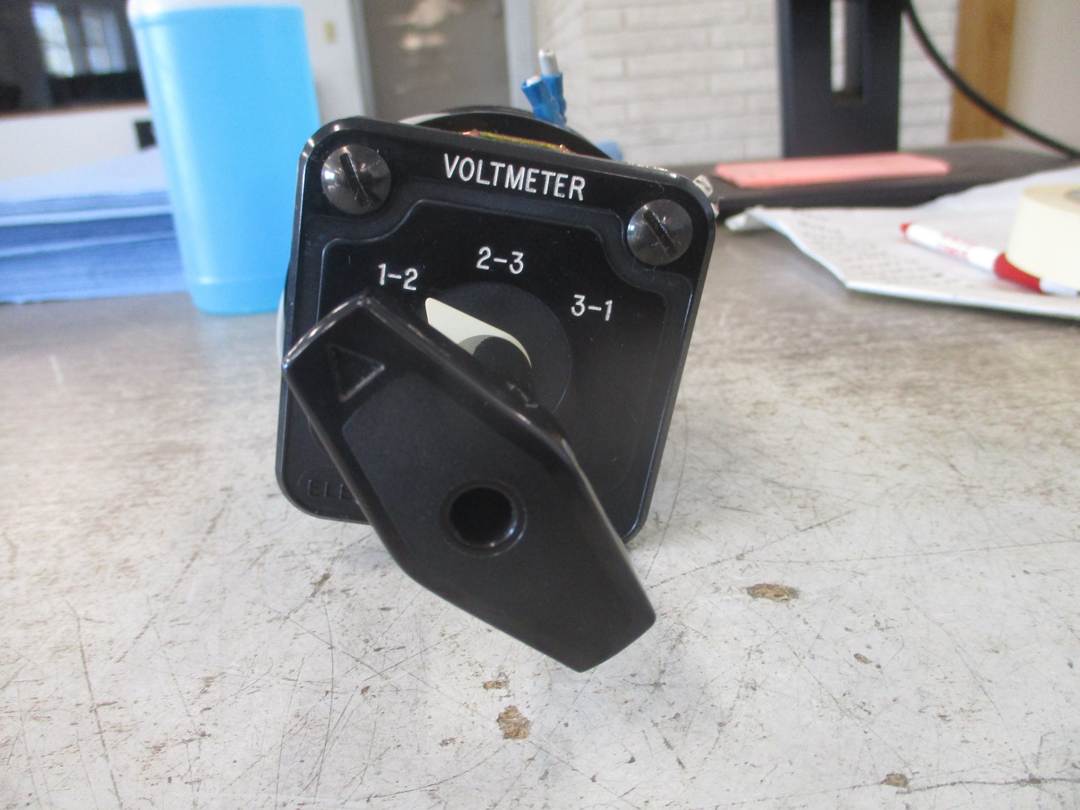 Electroswitch Series 24 Voltmeter Rotary Switch 2404C Used