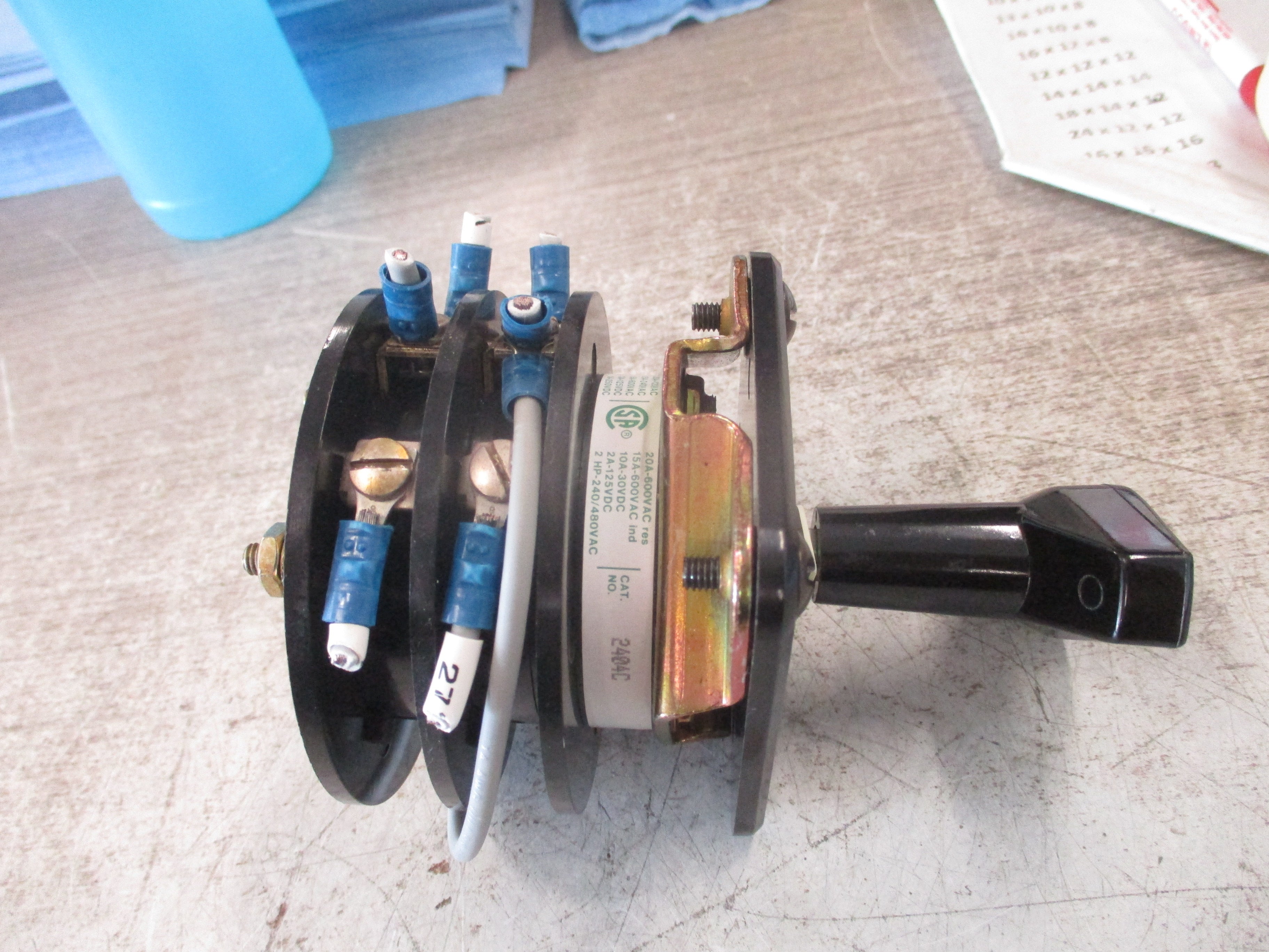 Electroswitch Series 24 Voltmeter Rotary Switch 2404C Used