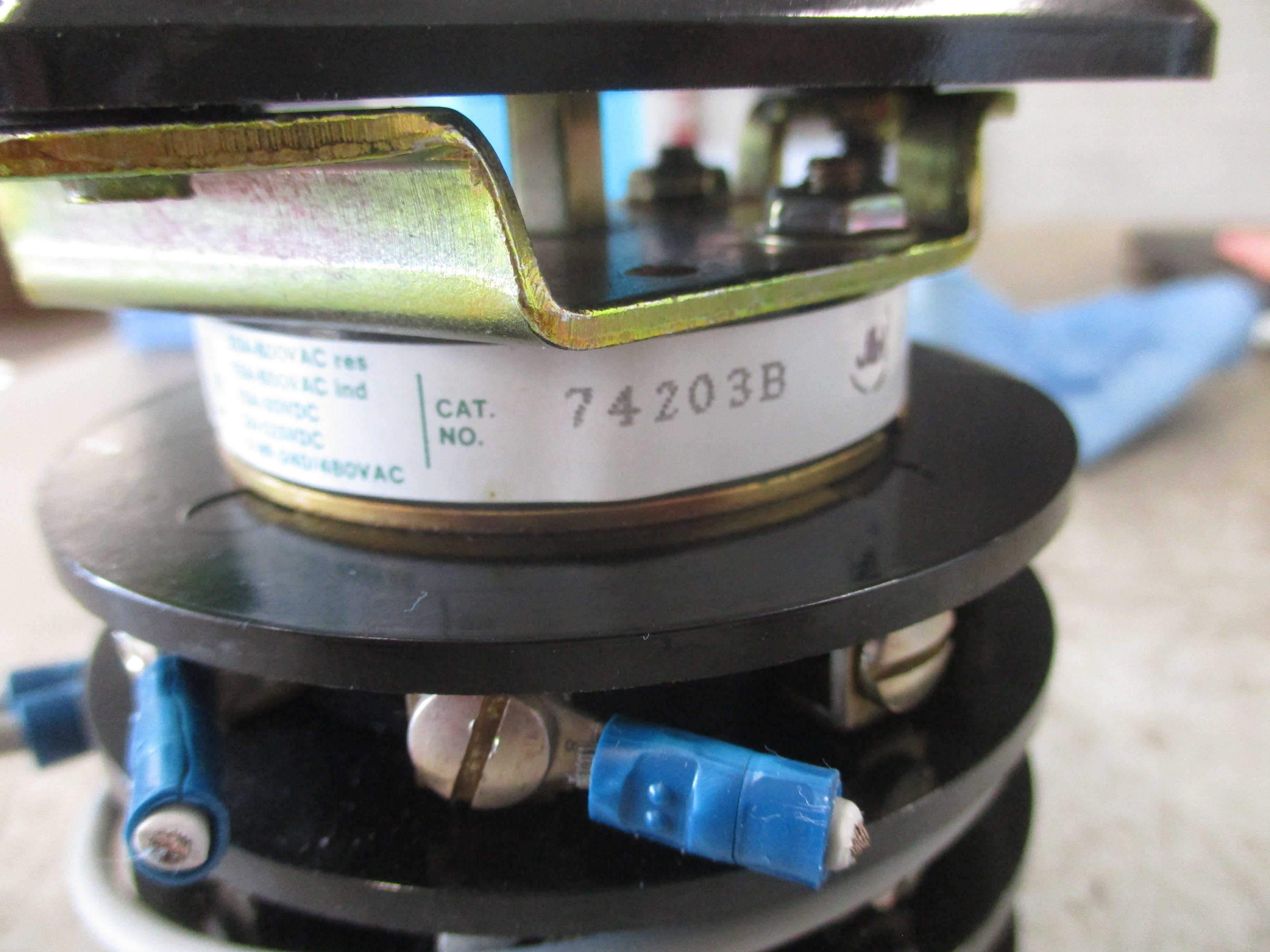 Electroswitch Series 24 Breaker Control Rotary Switch 74203B