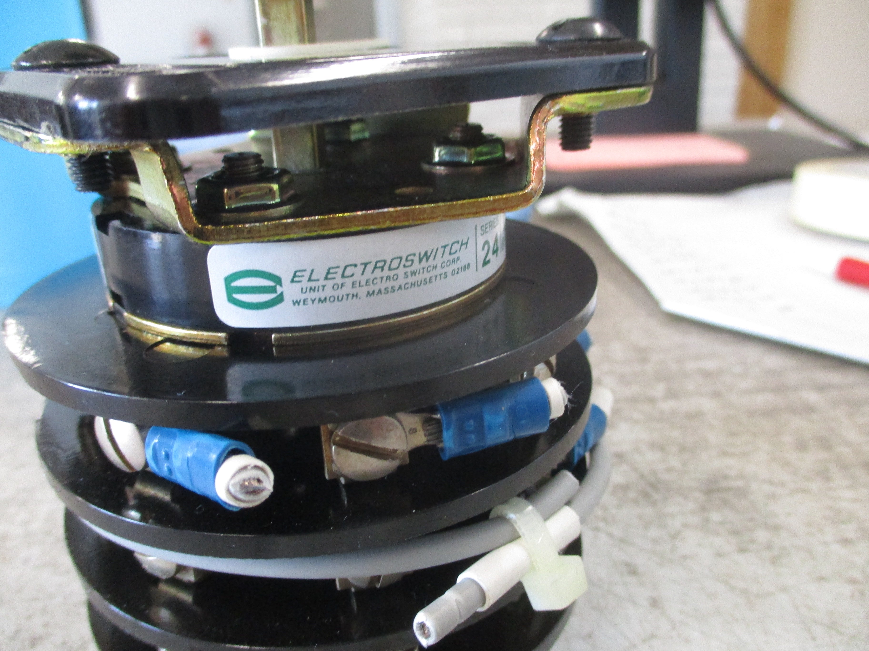 Electroswitch Series 24 Breaker Control Rotary Switch 74203B