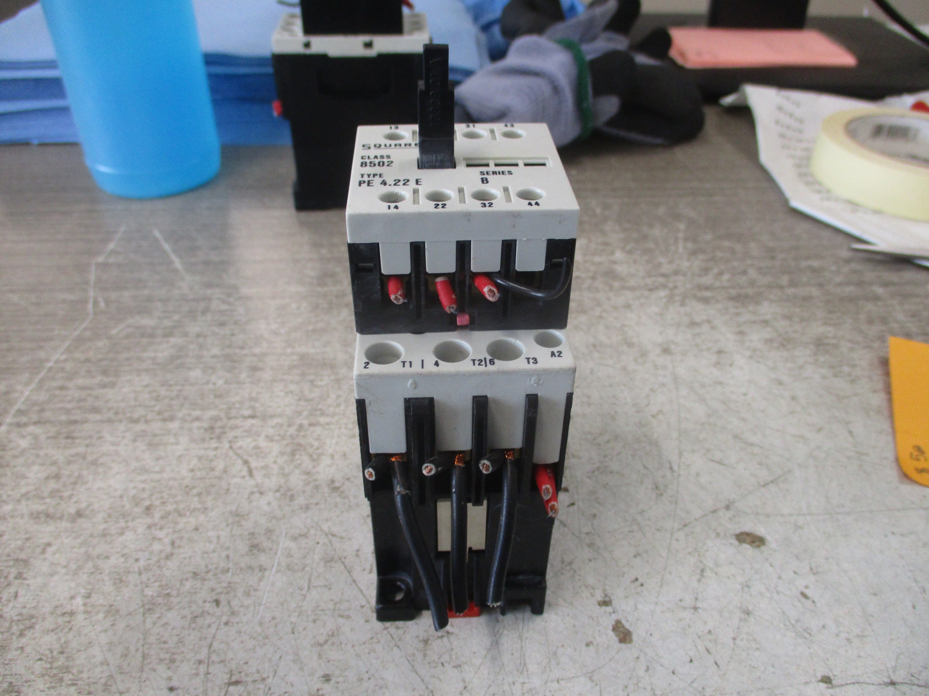Square D Contactor 8502 PE 4.00 E 120V Coil W/Aux Contact Block Used