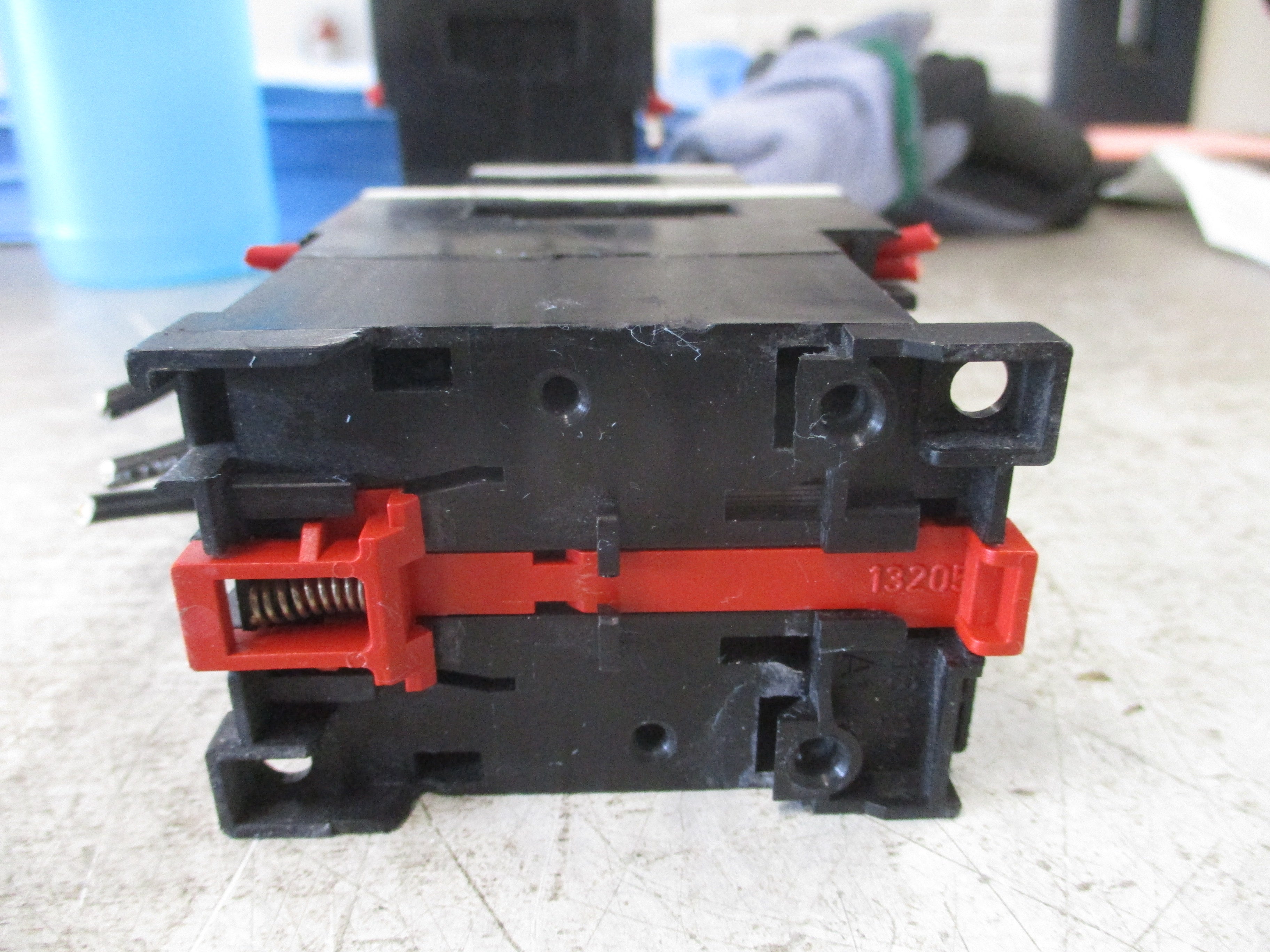 Square D Contactor 8502 PE 4.00 E 120V Coil W/Aux Contact Block Used