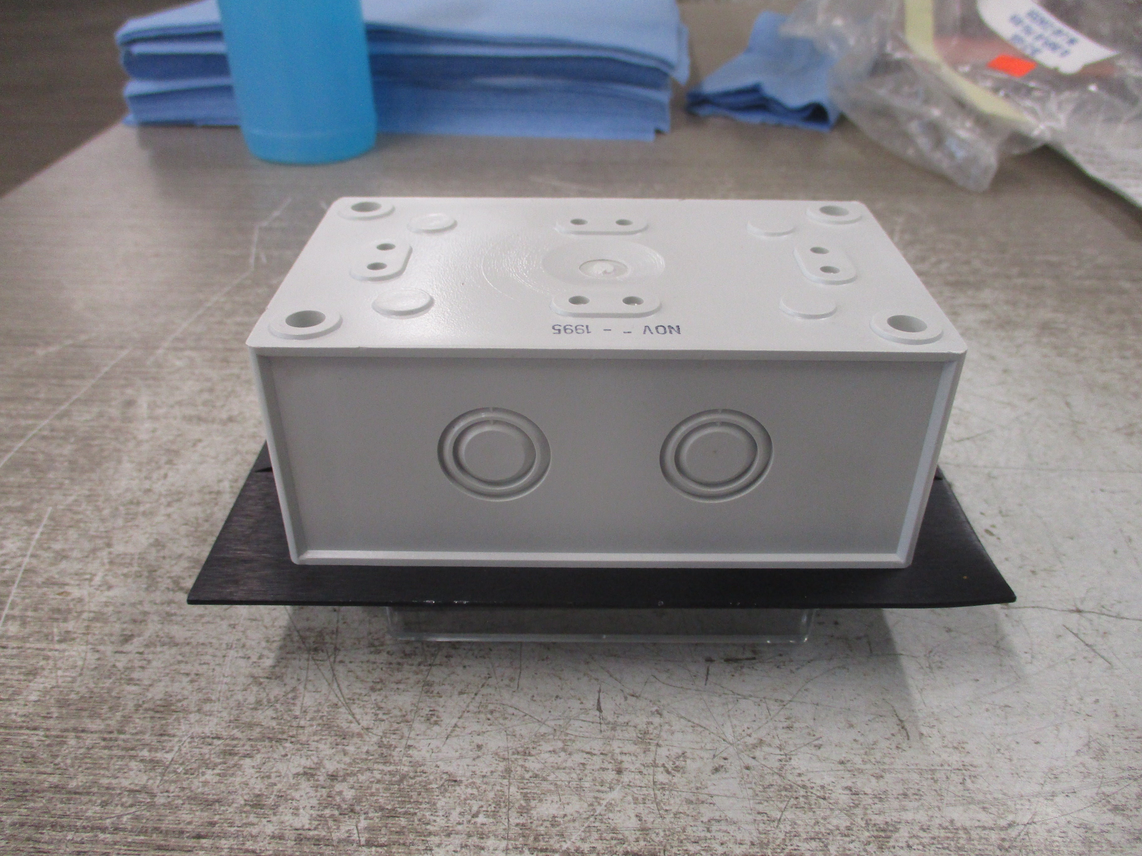 Devar Inc. Loop Powered Indicator 18-LPI *No Box* *Bent Corner*New Surplus