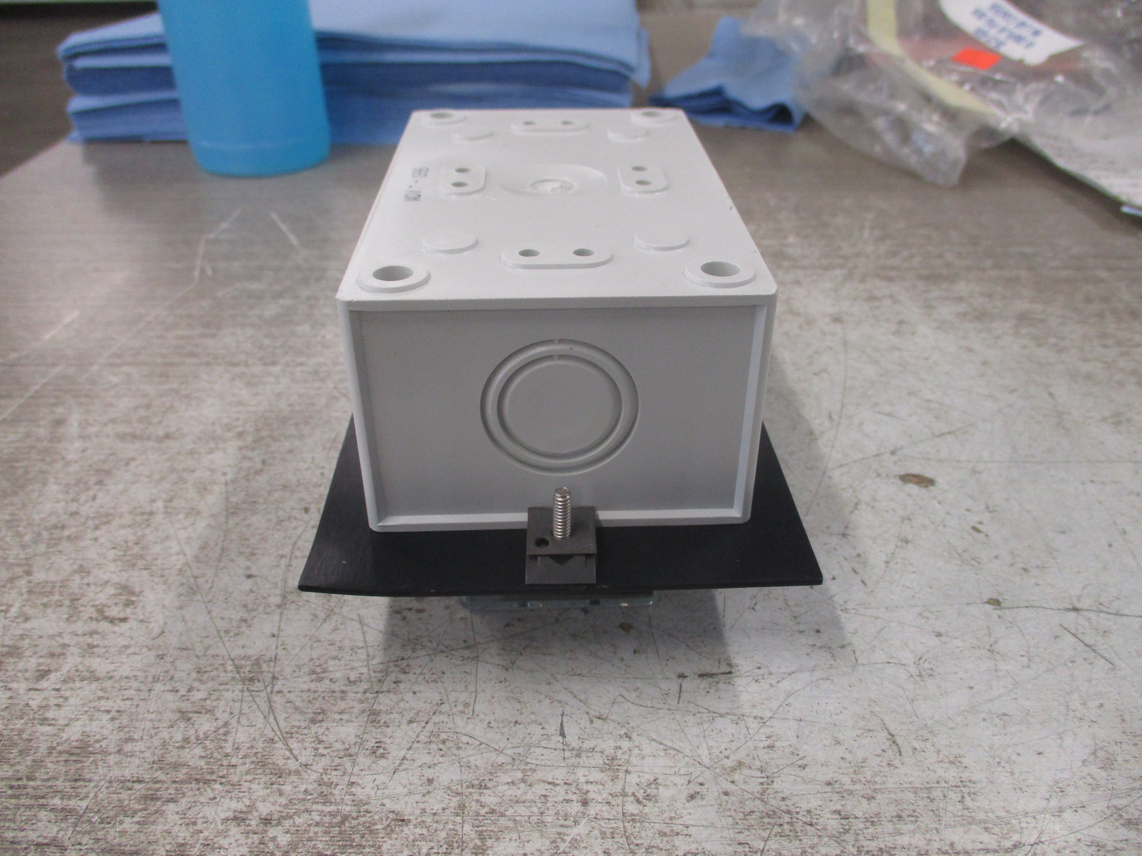 Devar Inc. Loop Powered Indicator 18-LPI *No Box* *Bent Corner*New Surplus