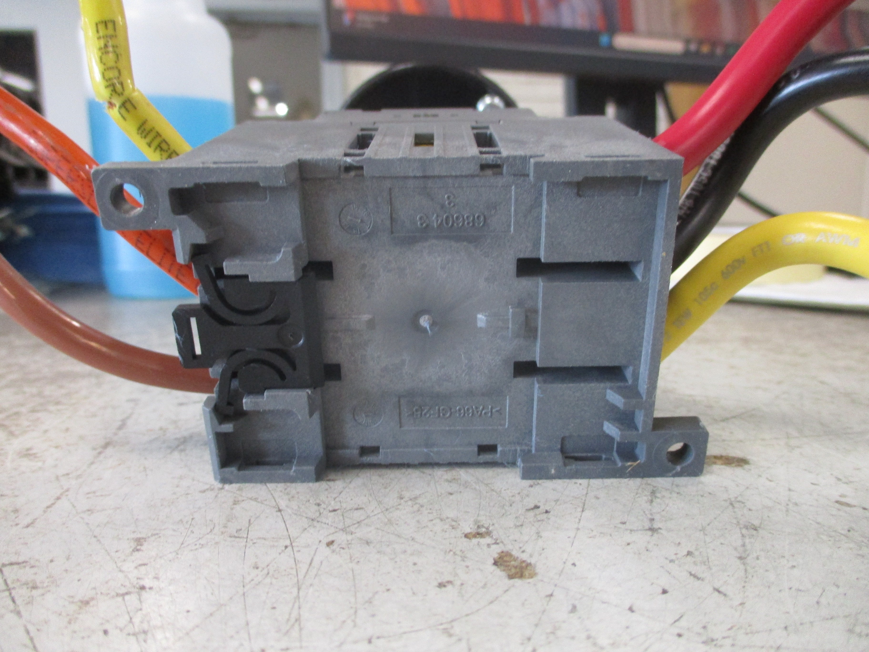 ABB Disconnect Switch OT63F3 60A 600V 3P Used