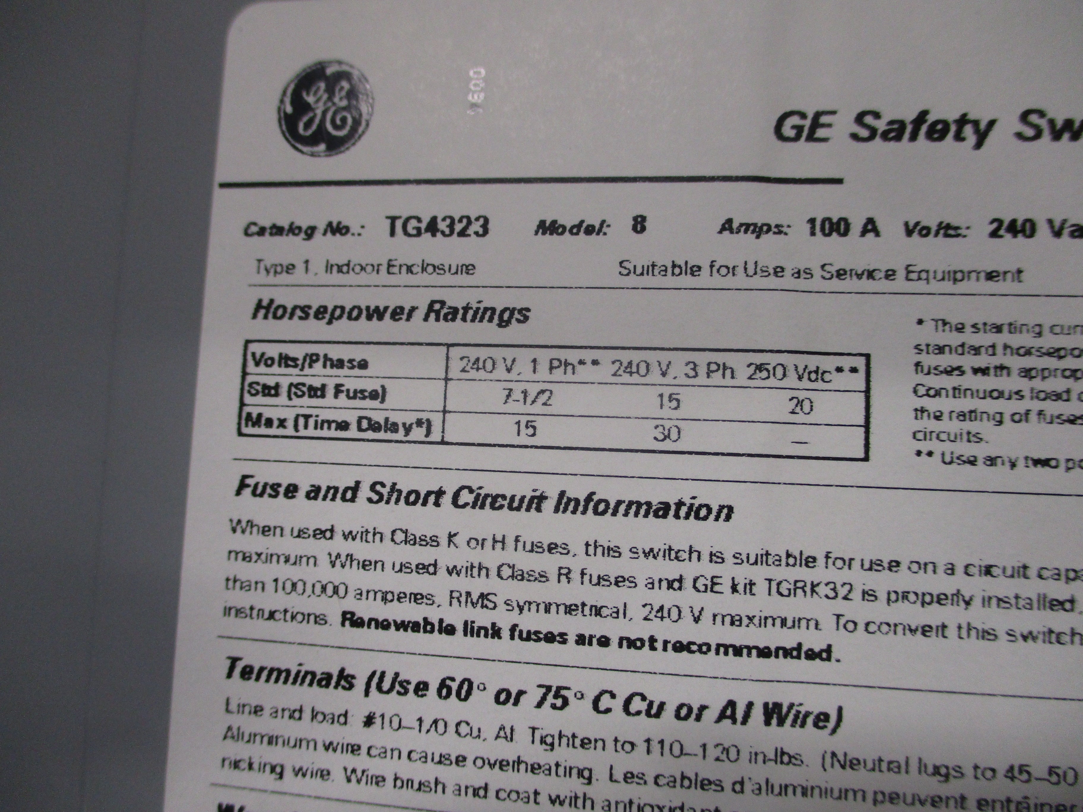 GE Fusible Safety Switch/Disconnect TG4323 100A 240V 3P Used