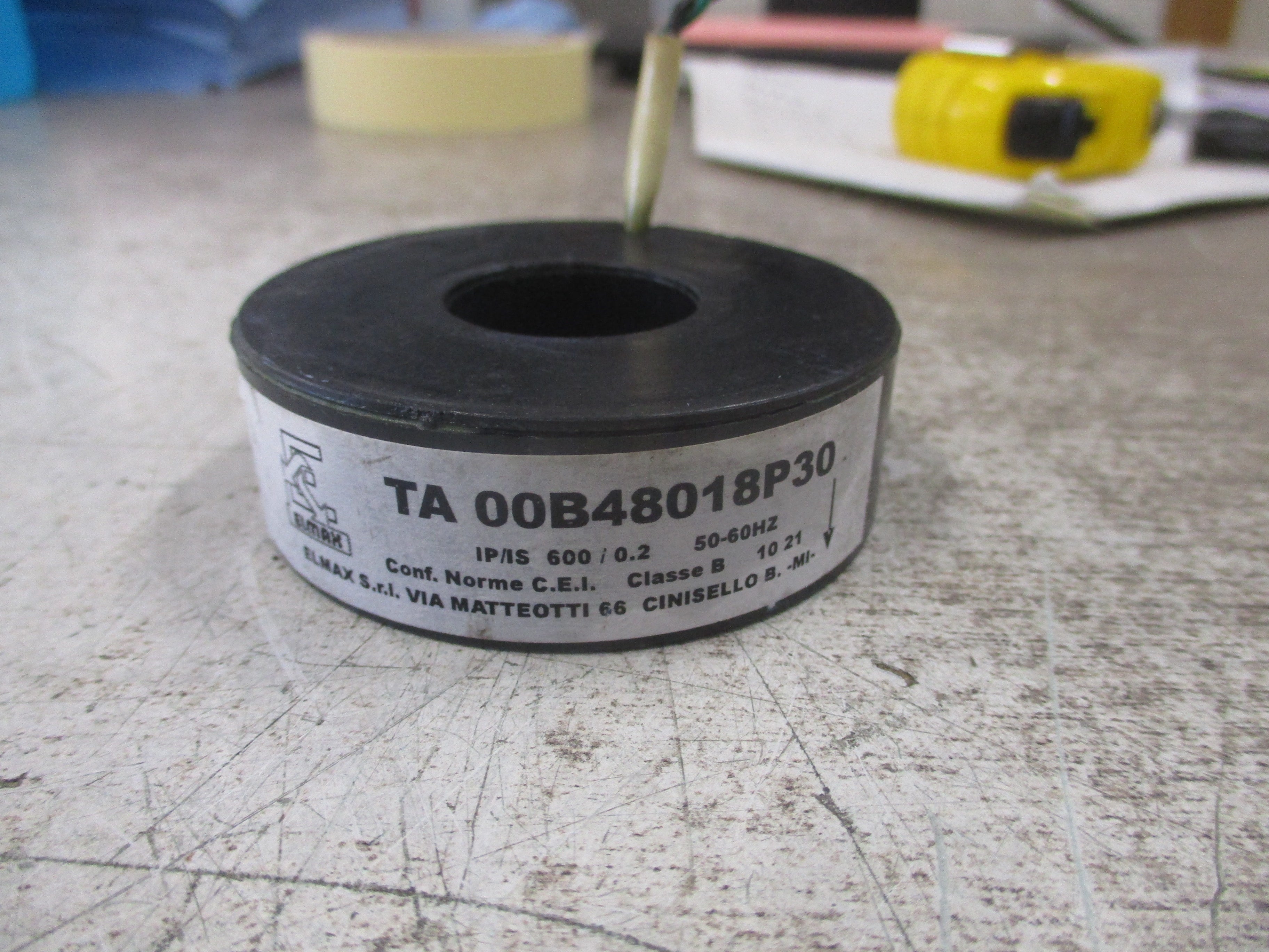 Elmax Current Transformer TA 00B48018P30 IP/IS 600/0.2 50-60Hz Used