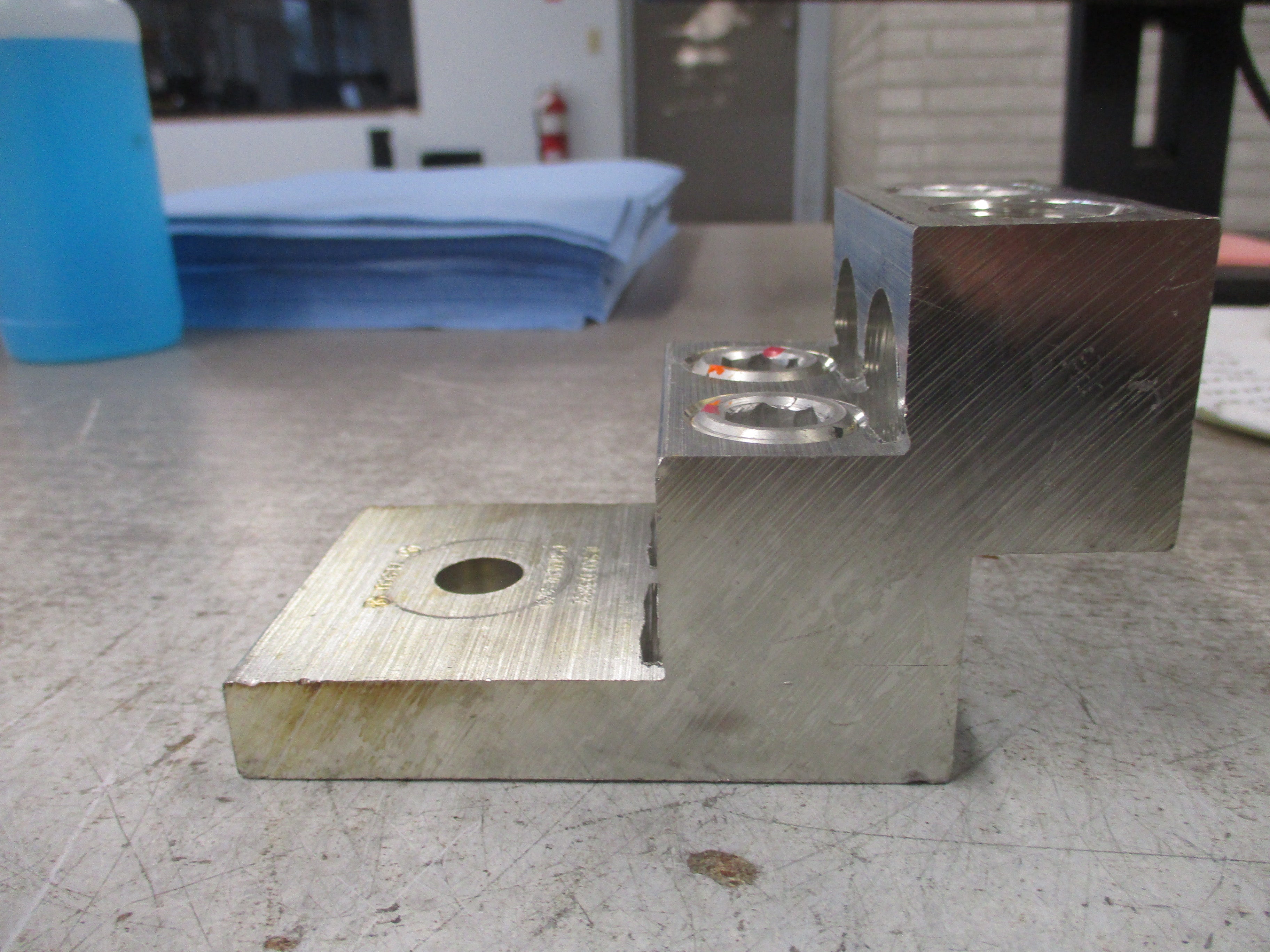 ILSCO Aluminum Mechanical Lug D3281 750MCM-3/0 Used