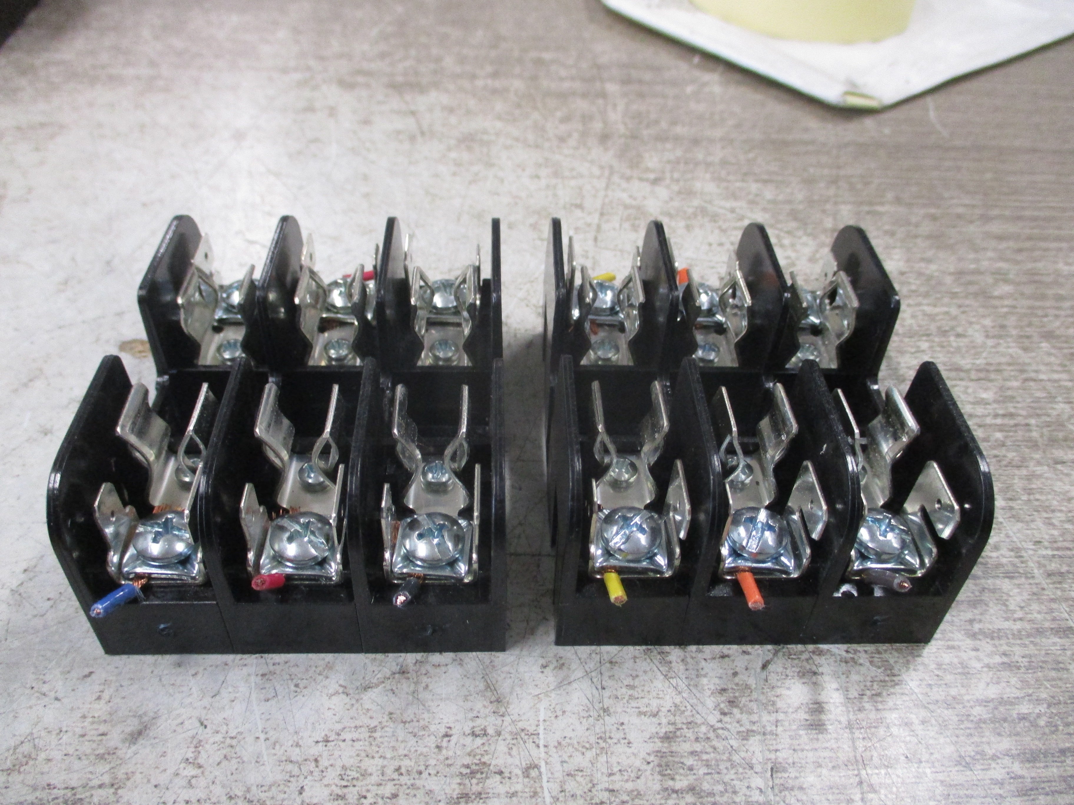 Ferraz Shawmut Fuseblock 30323 30A 600V 3P *Lot of 2* Used